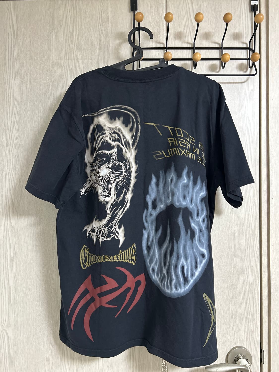 트래비스스캇 내한 머천다이즈 티셔츠 L 상품이미지1