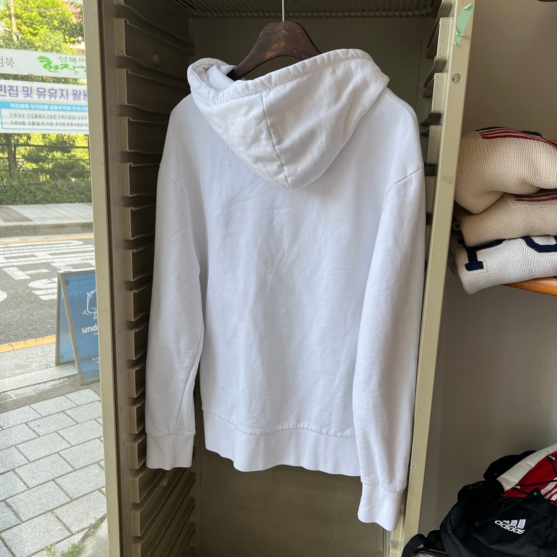 메종 키츠네 화이트 후드 집업 상품이미지4
