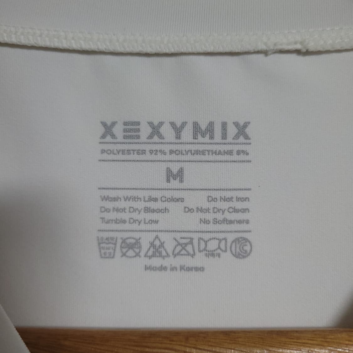 (M) XEXYMIX 젝시믹스 화이트 매듭 크롭 기능성 반팔티 상품이미지2