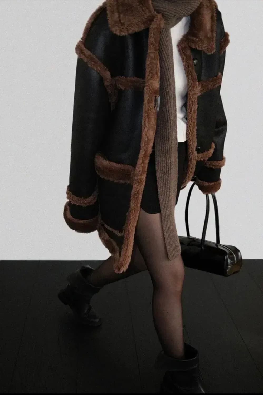 어텀 리버시블 무스탕 상품이미지1