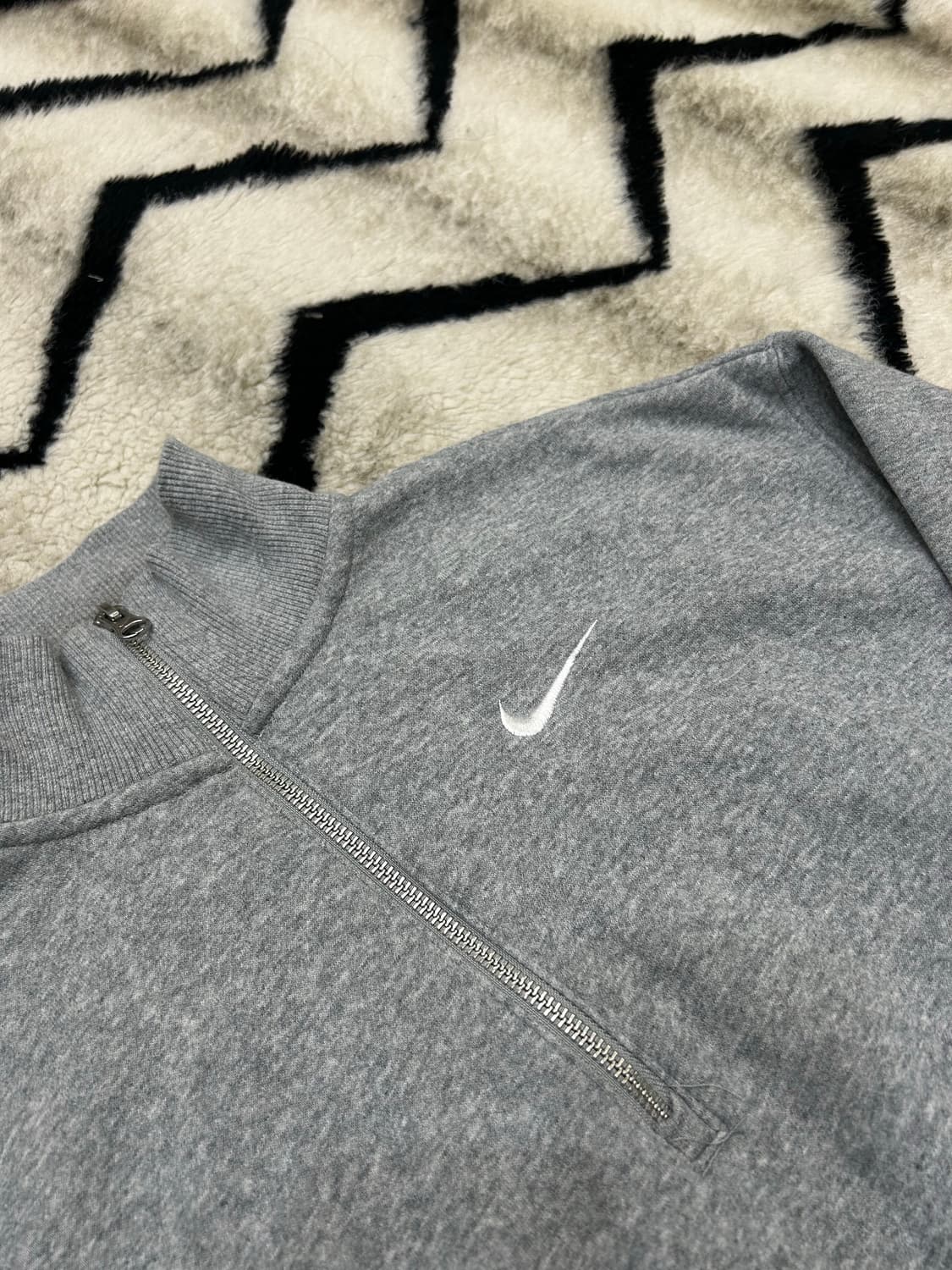 [XS]나이키 스우시 반집업 크롭 맨투맨/그레이/기모 상품이미지1