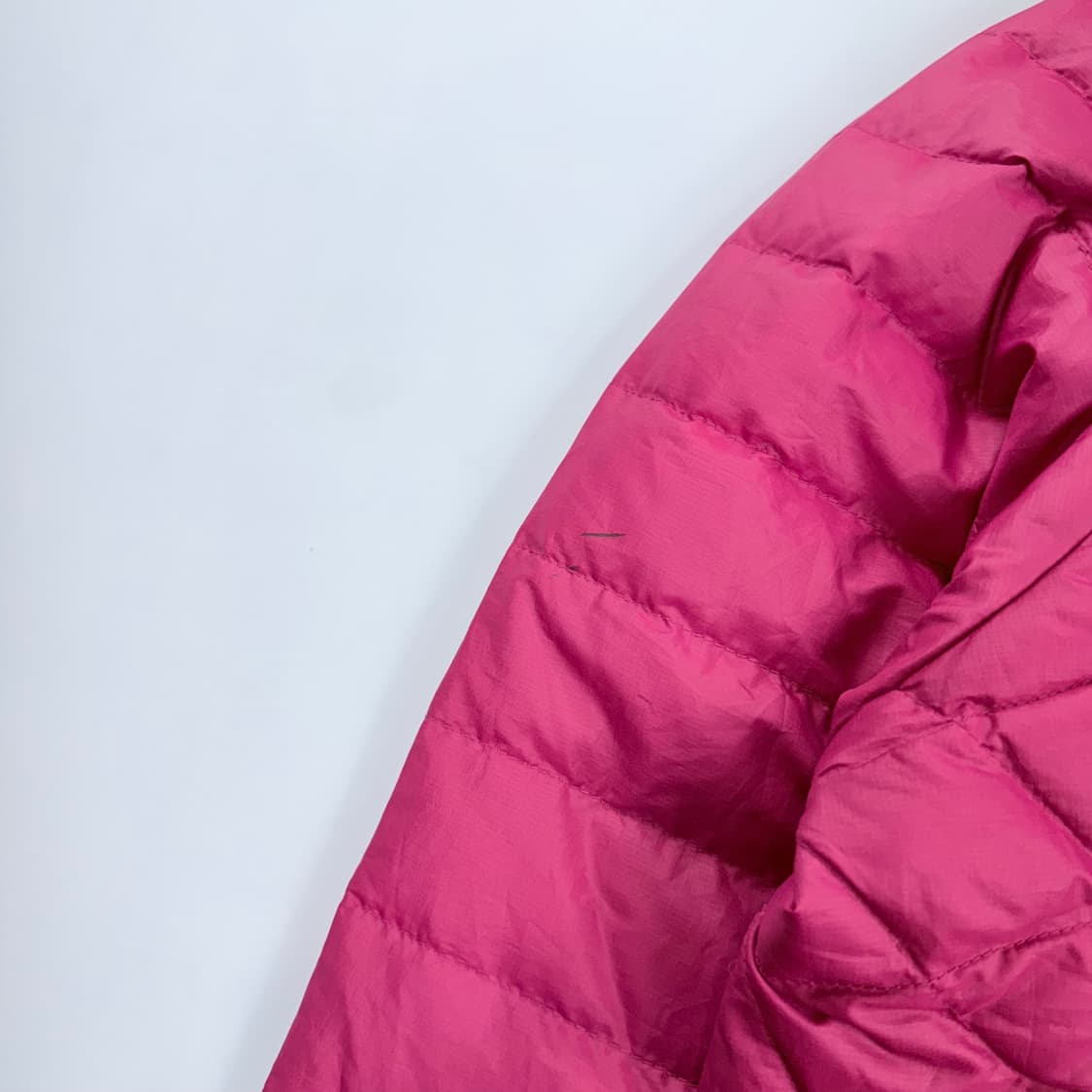 파타고니아 경량패딩 핑크 상품이미지5