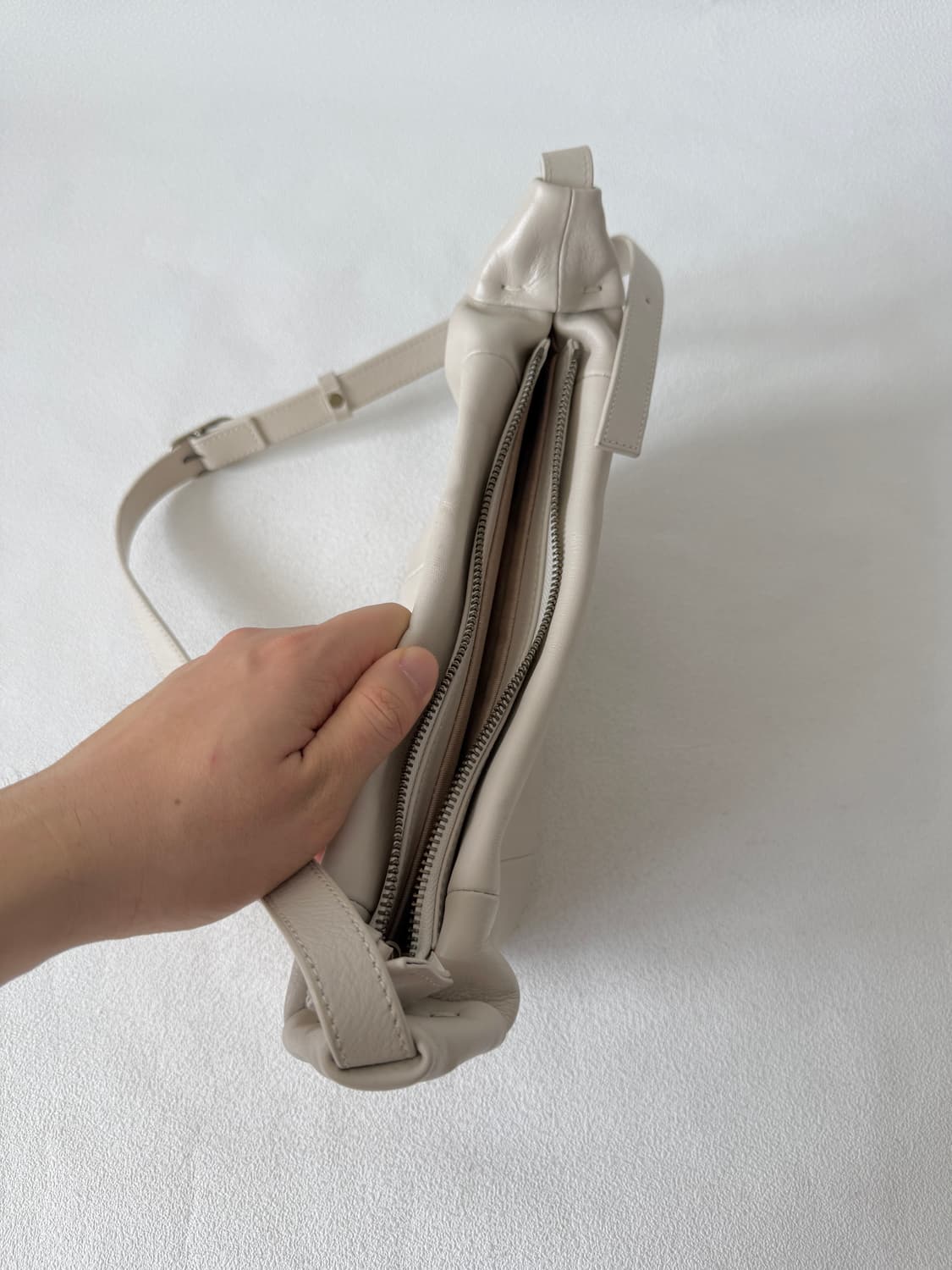 유르트(YURT) 레더 숄더 크로스백 상품이미지8