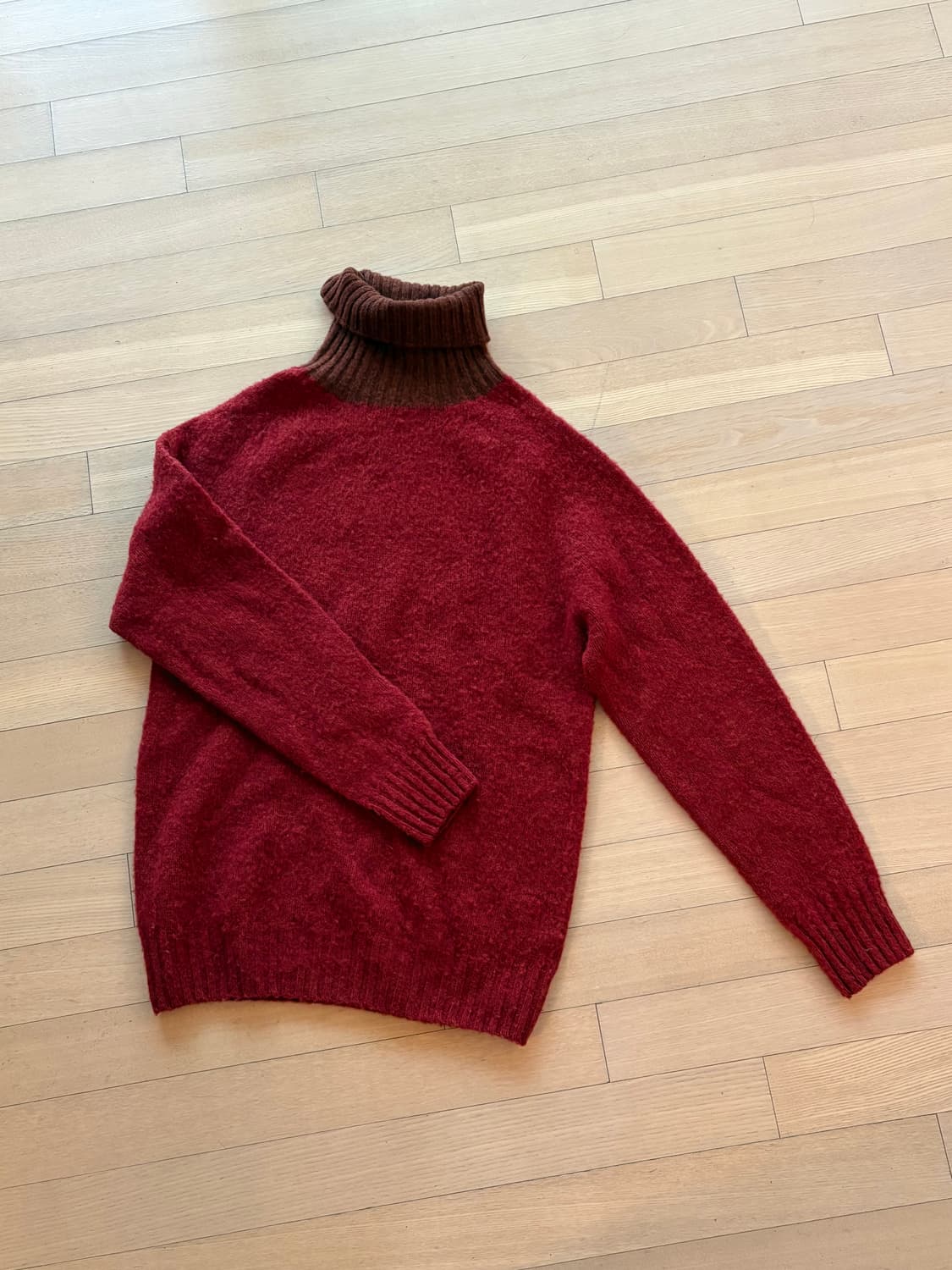 하울린 터틀넥 니트 상품이미지1