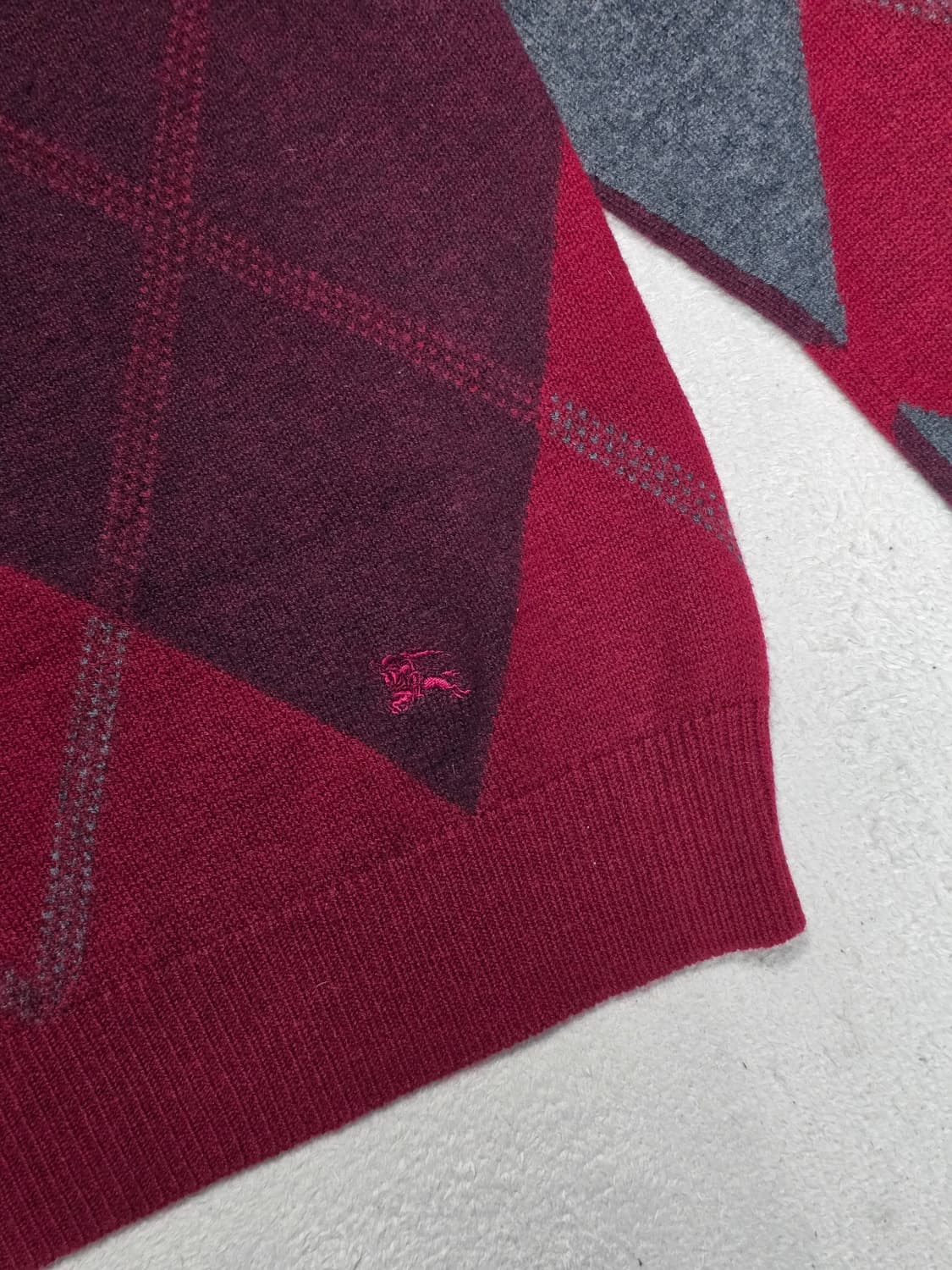 Burberry 버버리 아가일패턴 니트 레드 L 사이즈 상품이미지2