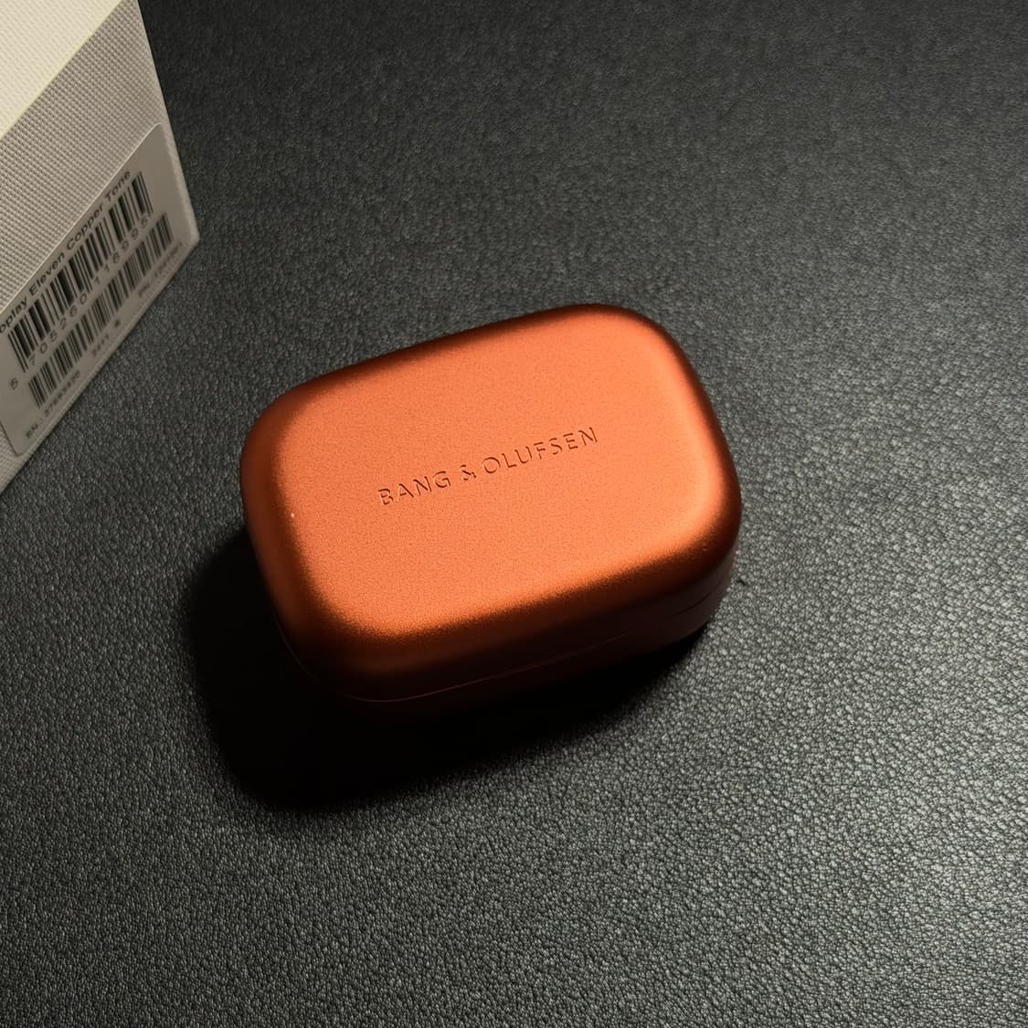 뱅앤올룹슨 베오플레이 일레븐 무선이어폰 상품이미지2