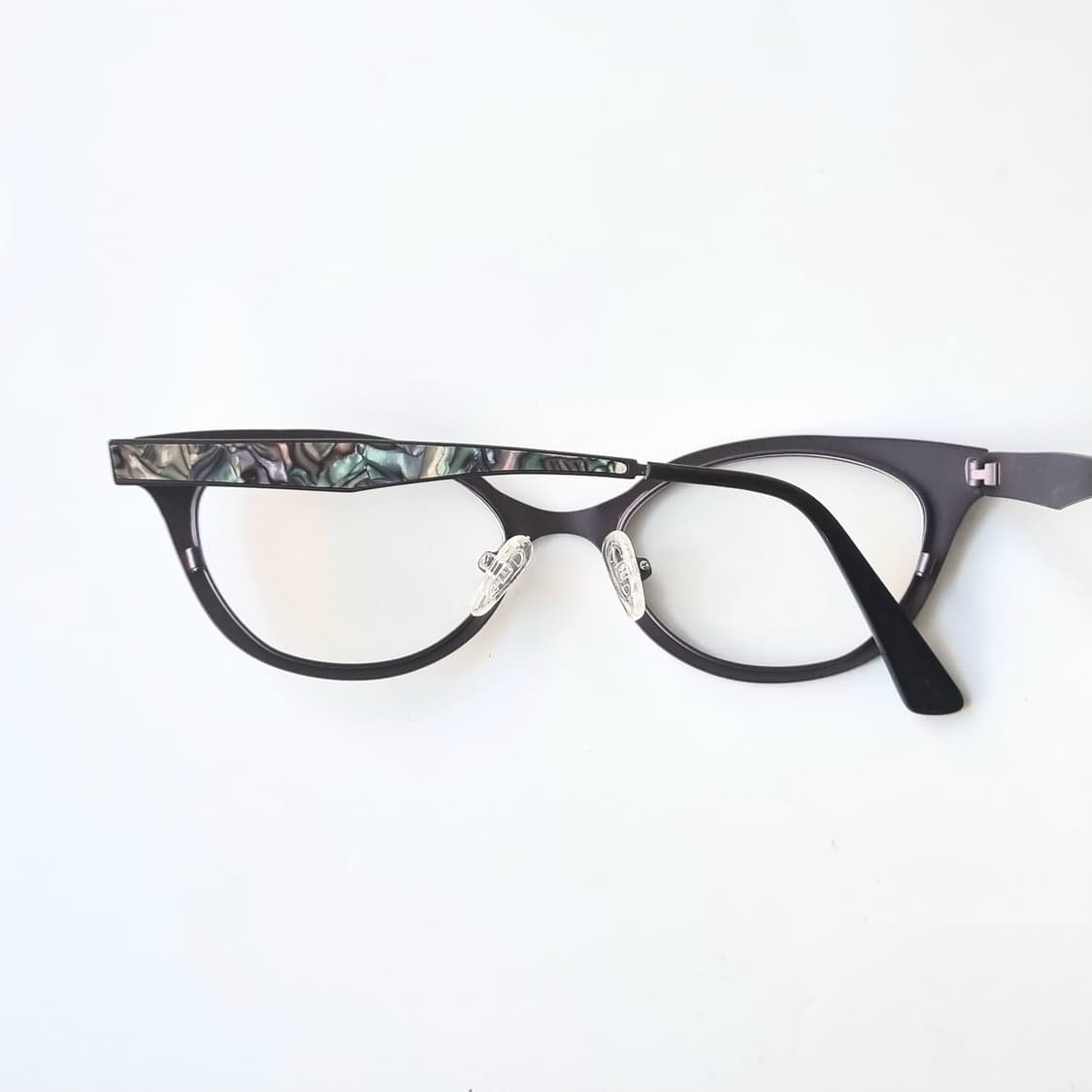 데드스탁  민낯에도 분위기 낼수있는 캣아이 안경테  505 상품이미지8