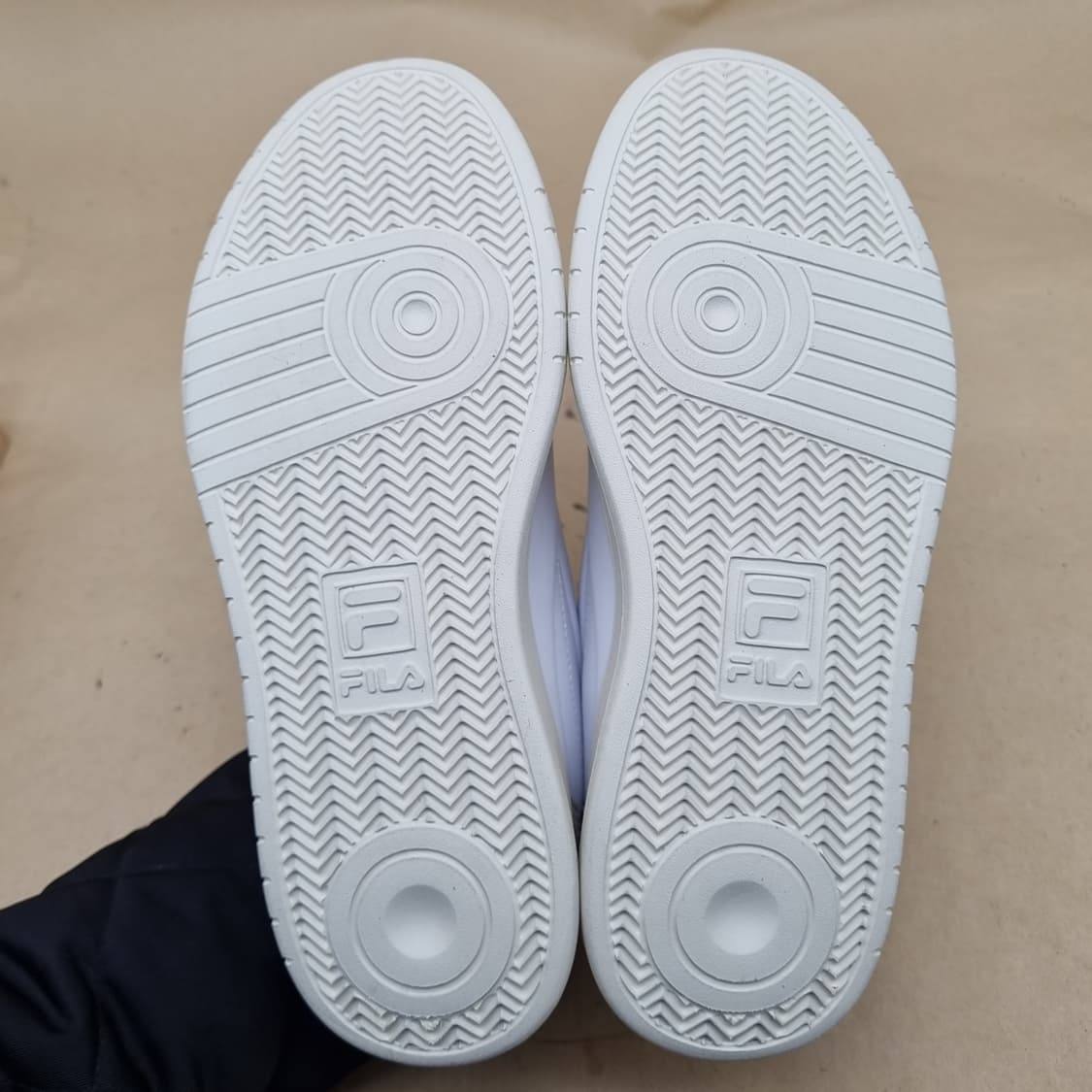 휠라 화이트  그린 여성운동화235  상품이미지3