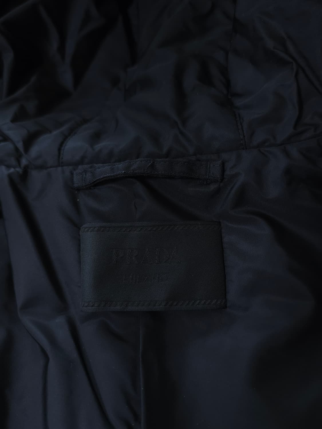 [L] 프라다 리나일론 개버딘 봄버 패딩 블랙(SGB499) 상품이미지6