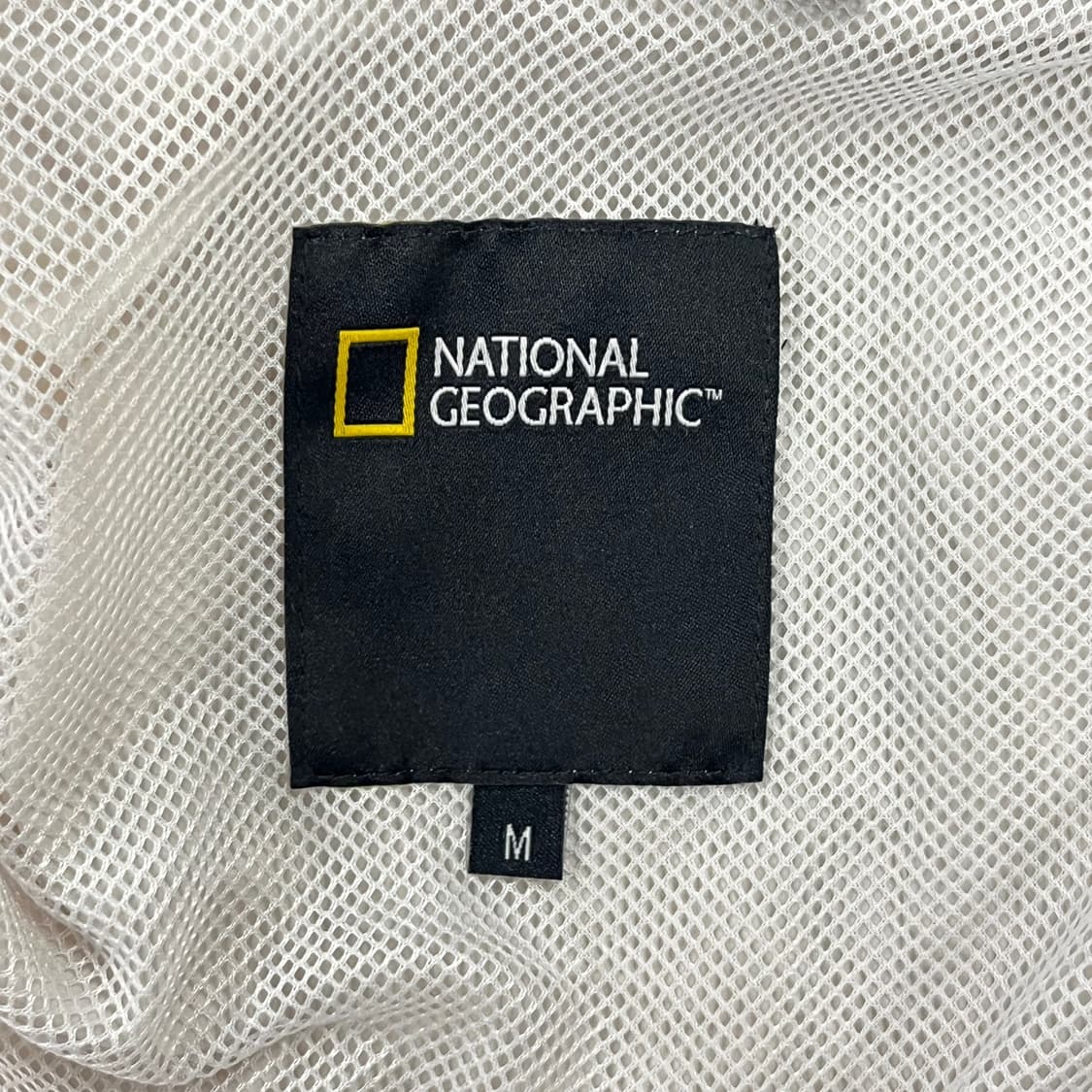 [정품/M] 내셔널지오그래픽 화이트 바람막이 자켓 b14 상품이미지5