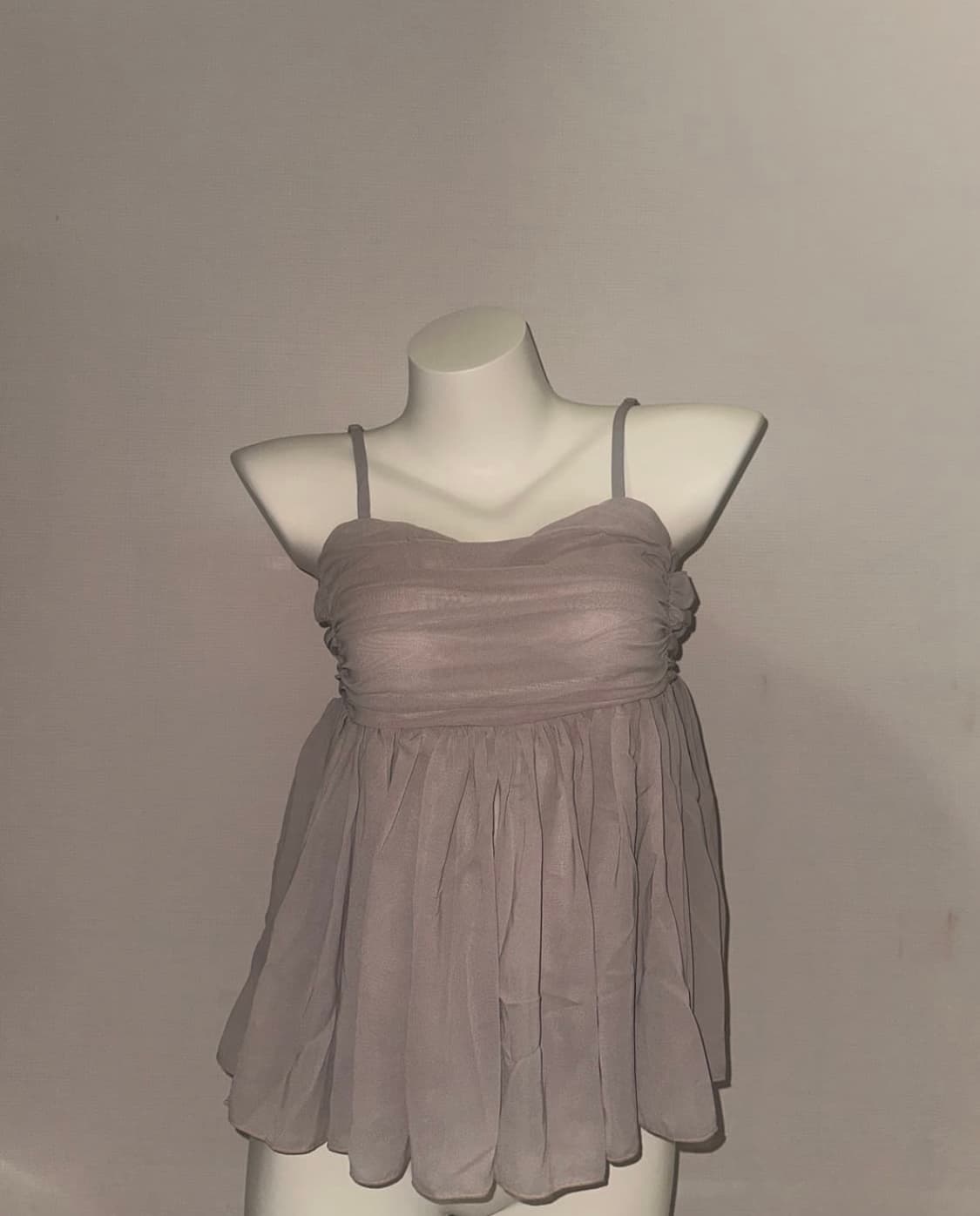 셔링 시스루 슬리브리스 쉬폰 끈나시 블라우스 상품이미지3