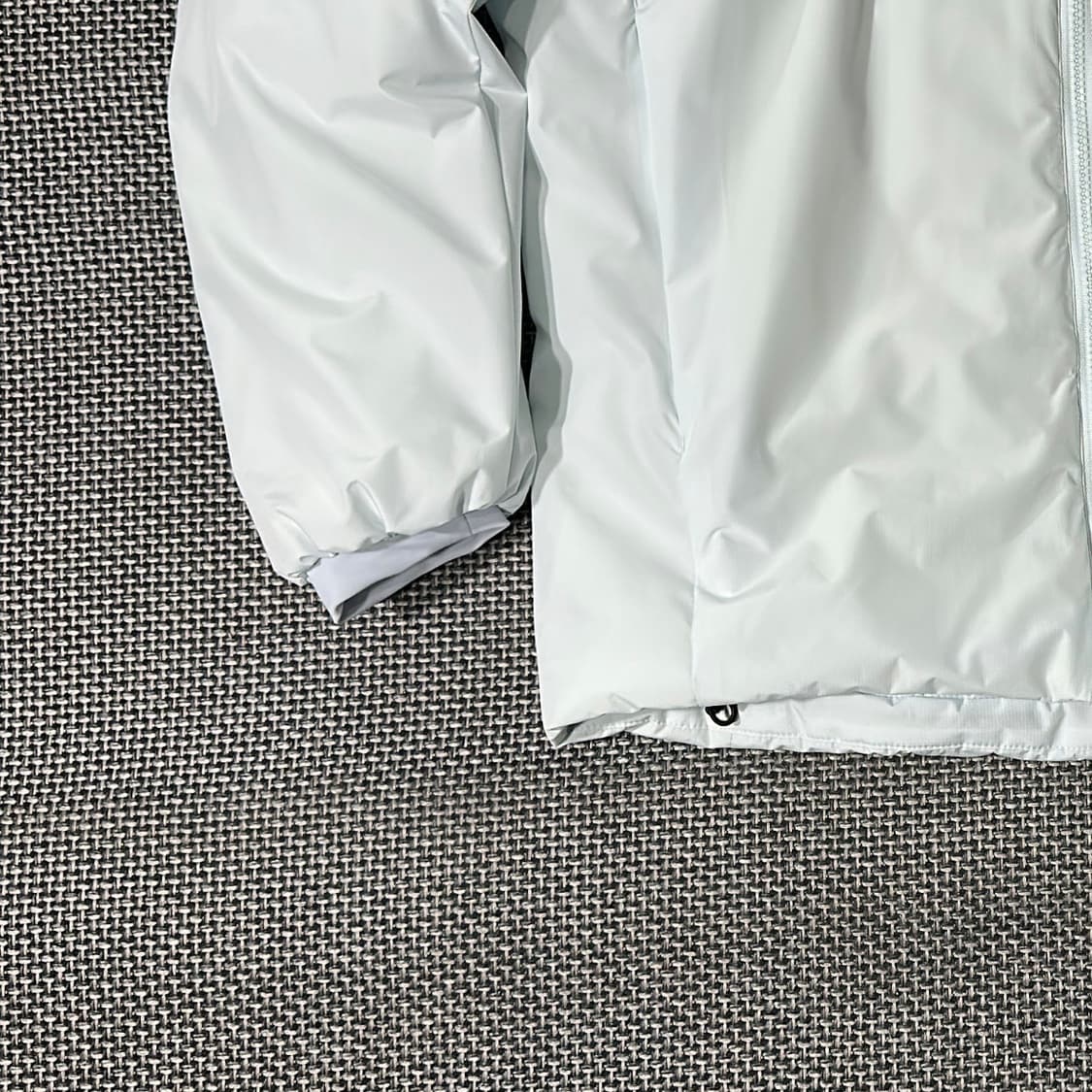 (새상품) 스톤소프트 경량 후드 패딩 점퍼 상품이미지6