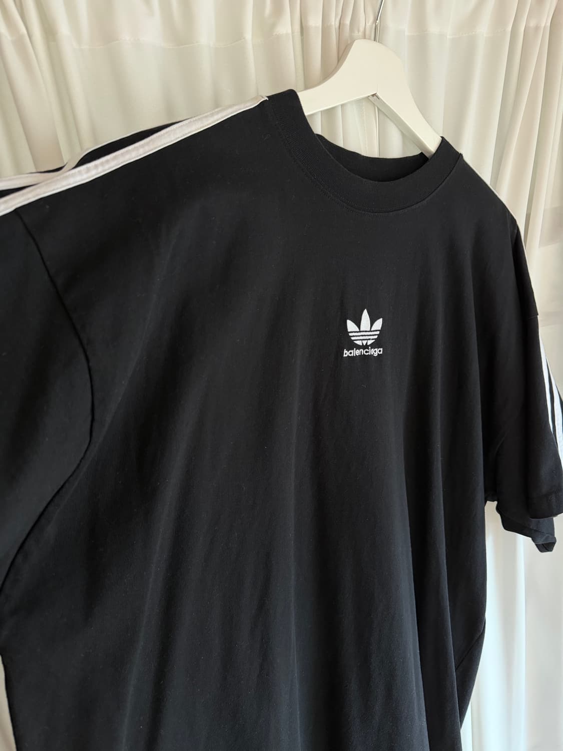 발렌시아가 adidas 오버사이즈 티셔츠 상품이미지3