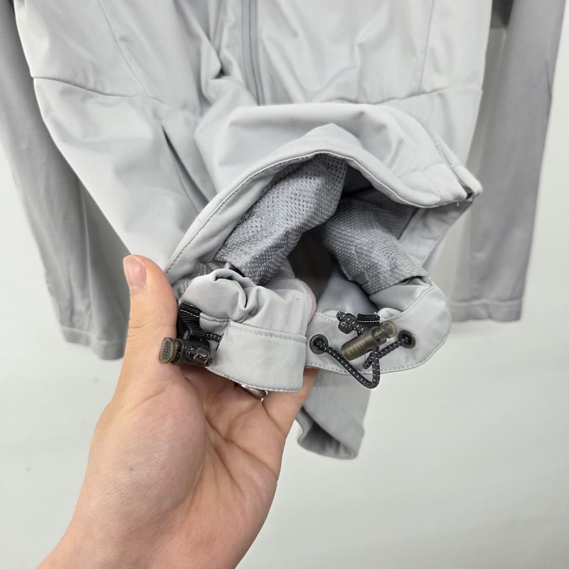 살로몬 여성 후드 바람막이 그레이 여s 상품이미지7