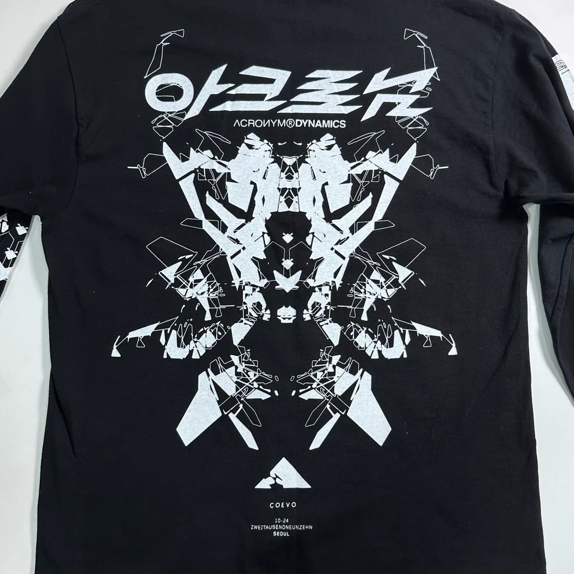 아크로님x코에보 블랙 롱 슬리브   상품이미지5