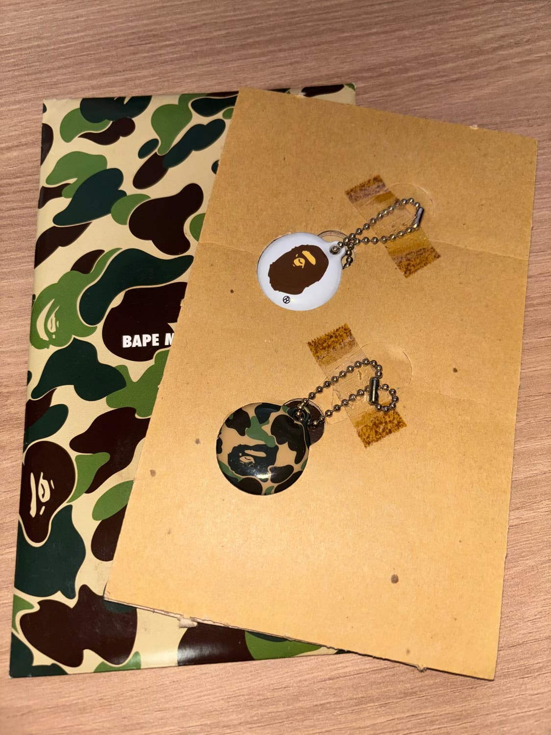 Bape 휴대폰 클리너 키링 상품이미지1