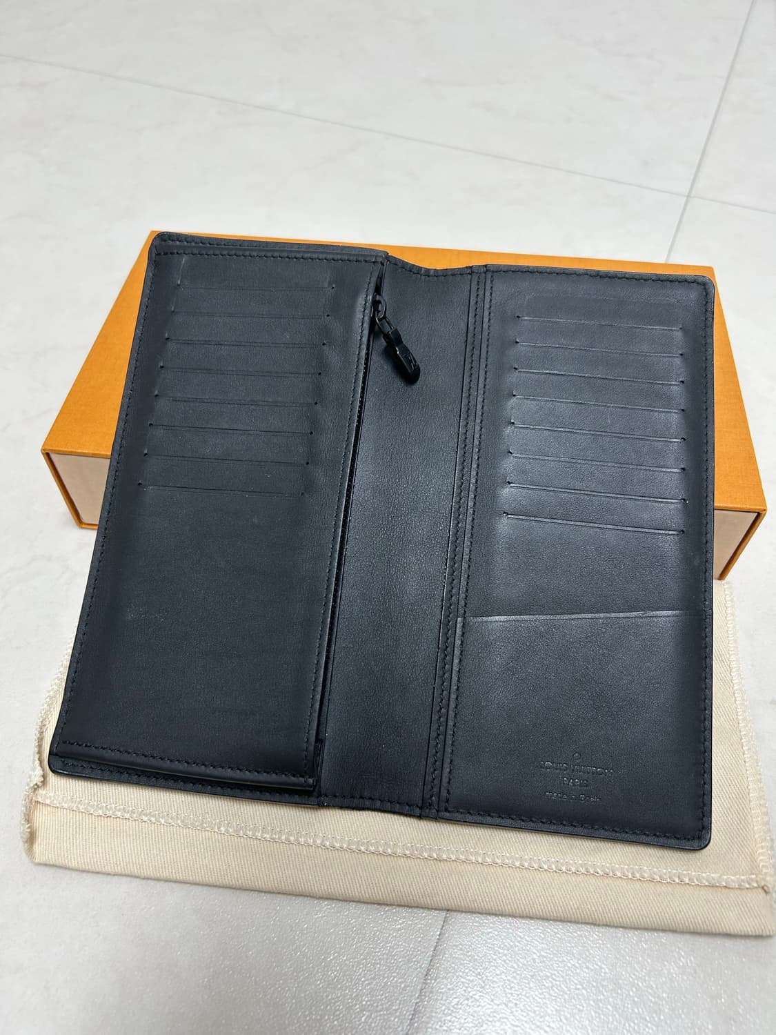 루이비통 브라짜 월릿 모노그램 섀도우 장지갑 상품이미지2