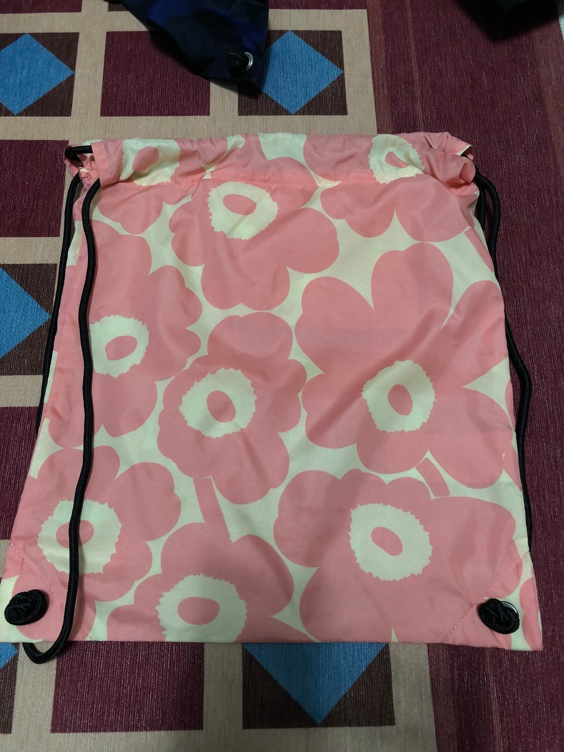 marimekko unikko 드로우스트링백 상품이미지3