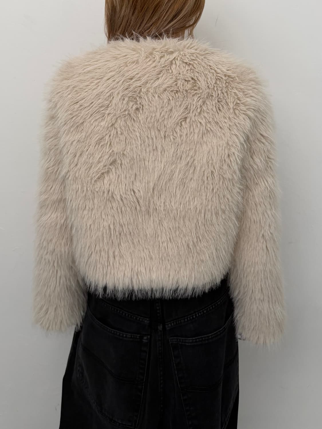 리본 디테일 퍼 자켓  상품이미지3