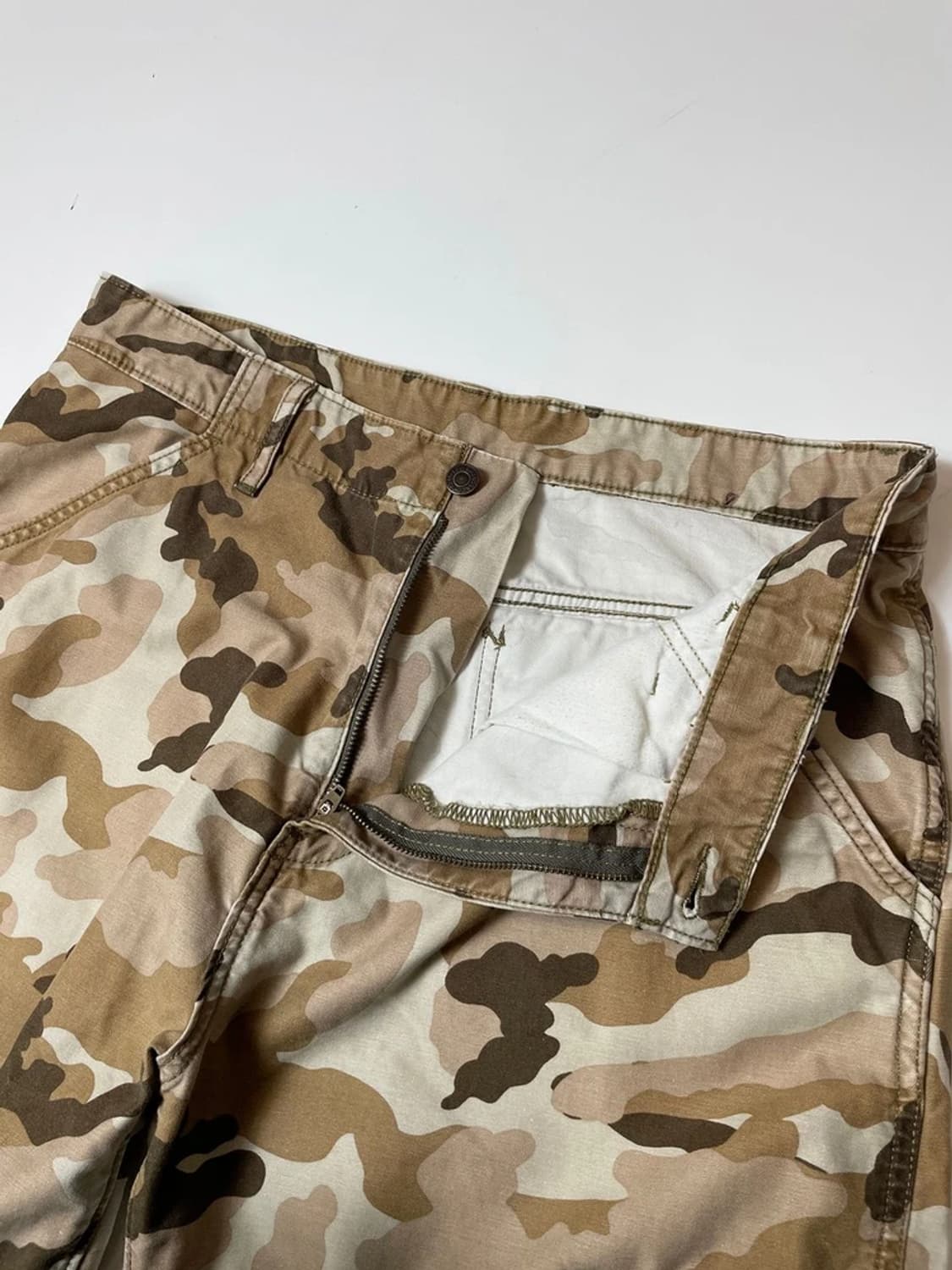 리바이스 밀리터리 카모플라쥬 카고 반바지 PN9634 상품이미지3