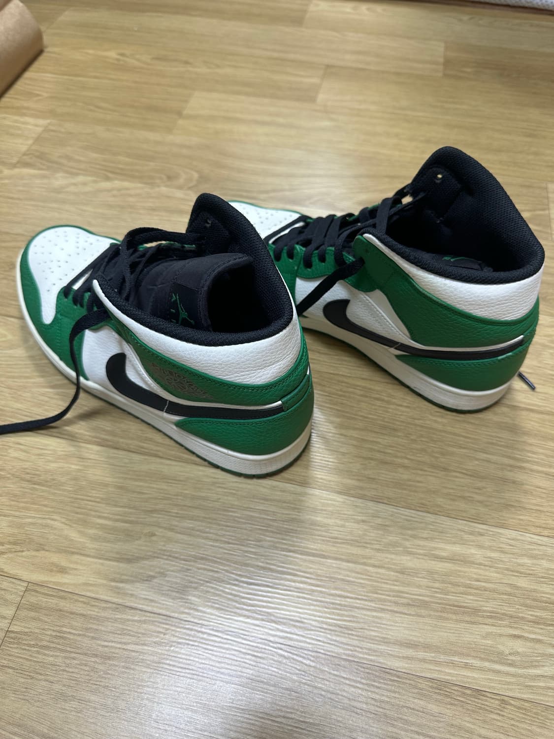 조던 1 미드 파인그린 290 상품이미지4