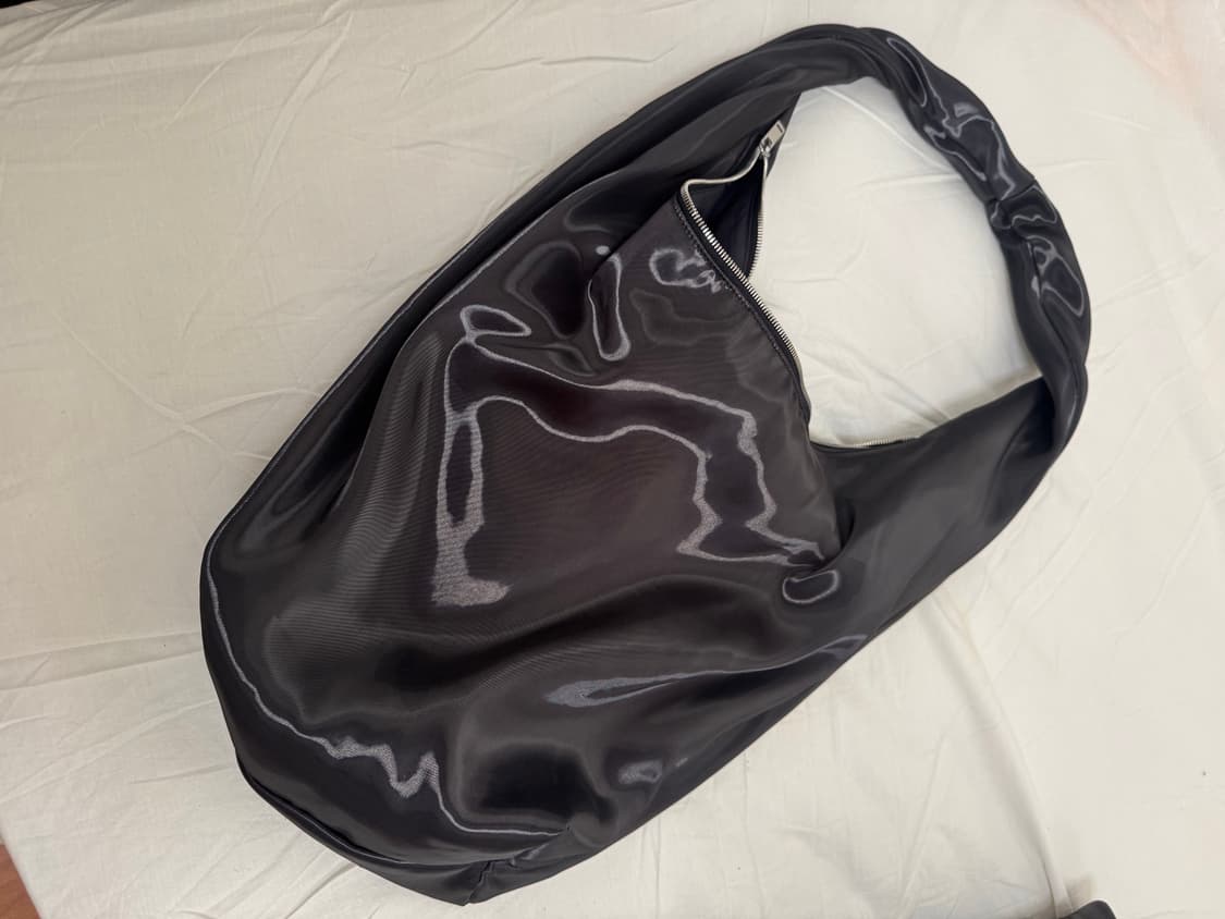 Cos 샤인 크로스백 보부상 가방 상품이미지2