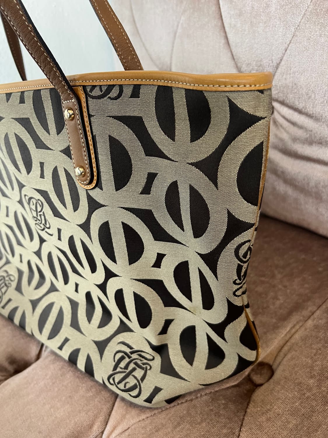 루이까또즈 브라운 로고 숄더백 쇼퍼백 상품이미지5