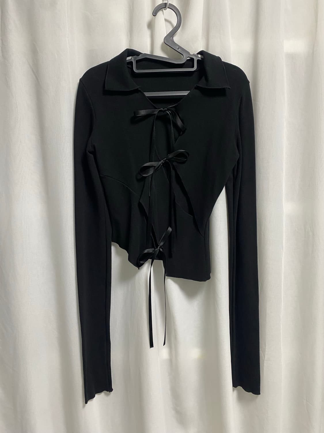 RIBBON COLLAR T-SHIRT 상품이미지1