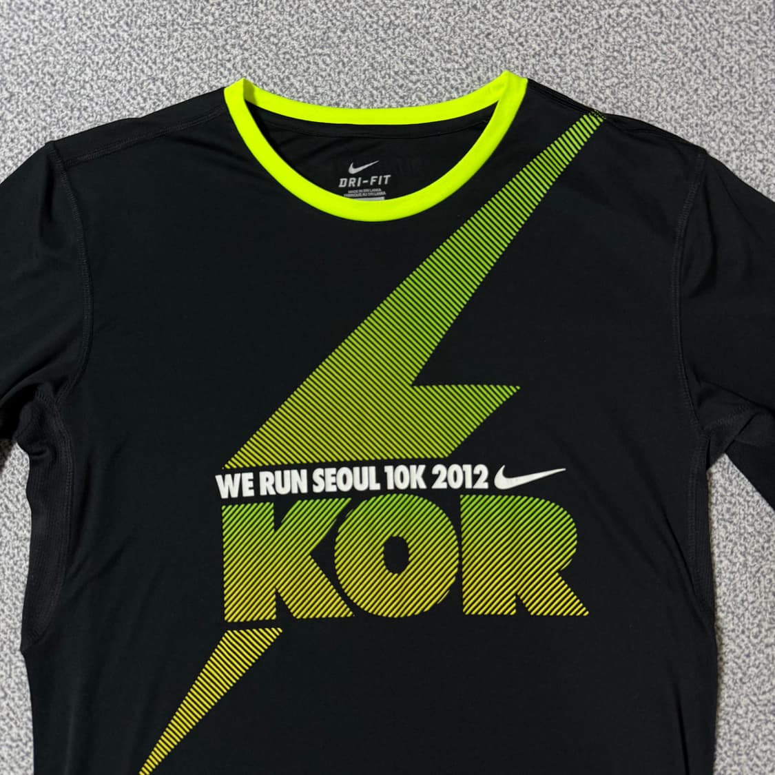 나이키 러닝용 기능성 반팔티 M 상품이미지3