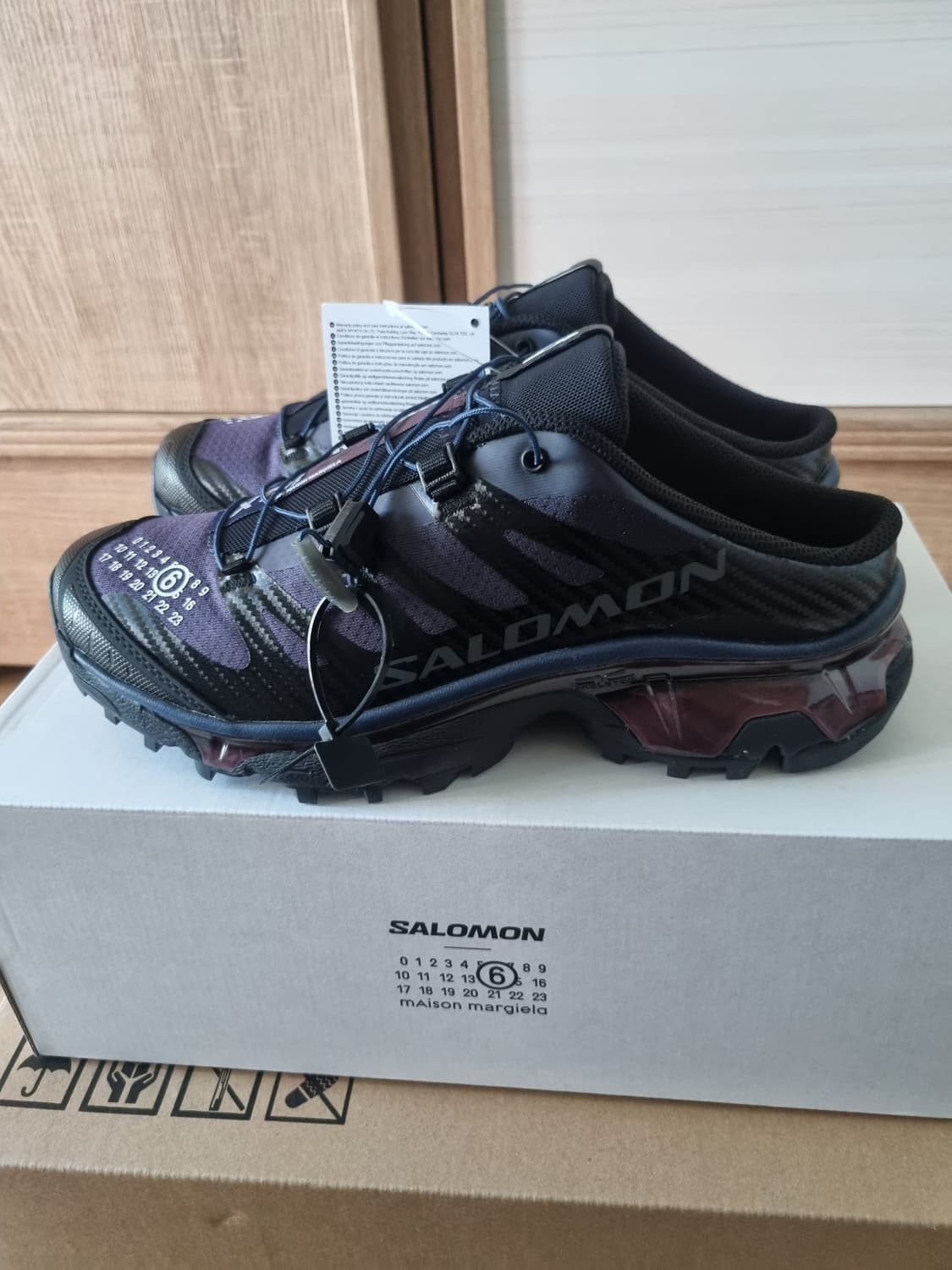 살로몬 x MM6 메종 마르지엘라 XT-4 뮬 블랙 나인 아이언 260 상품이미지4