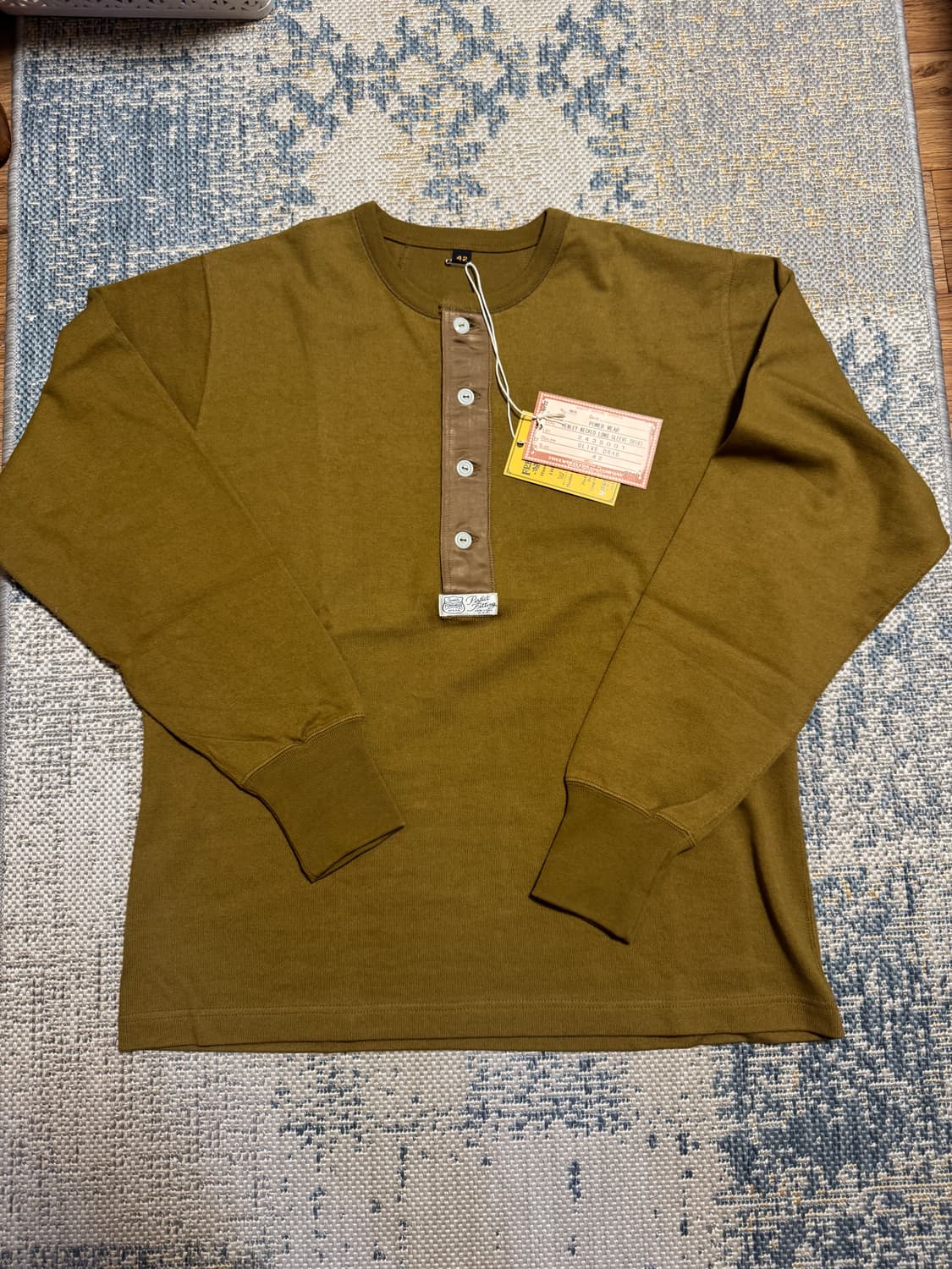 프리흴러스 헨리넥 상품이미지1