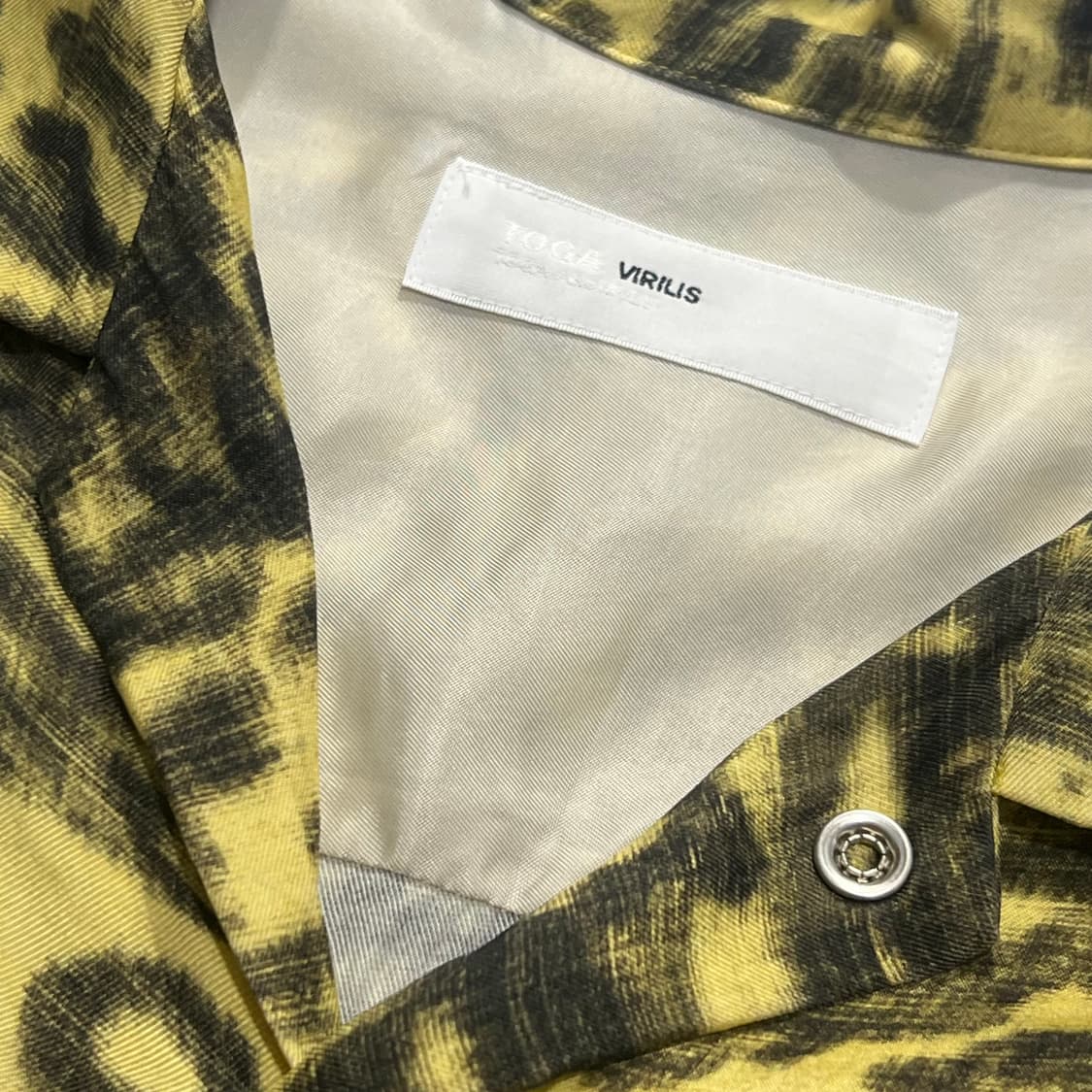Toga 22aw Leopard Open Collar Shirt 상품이미지4