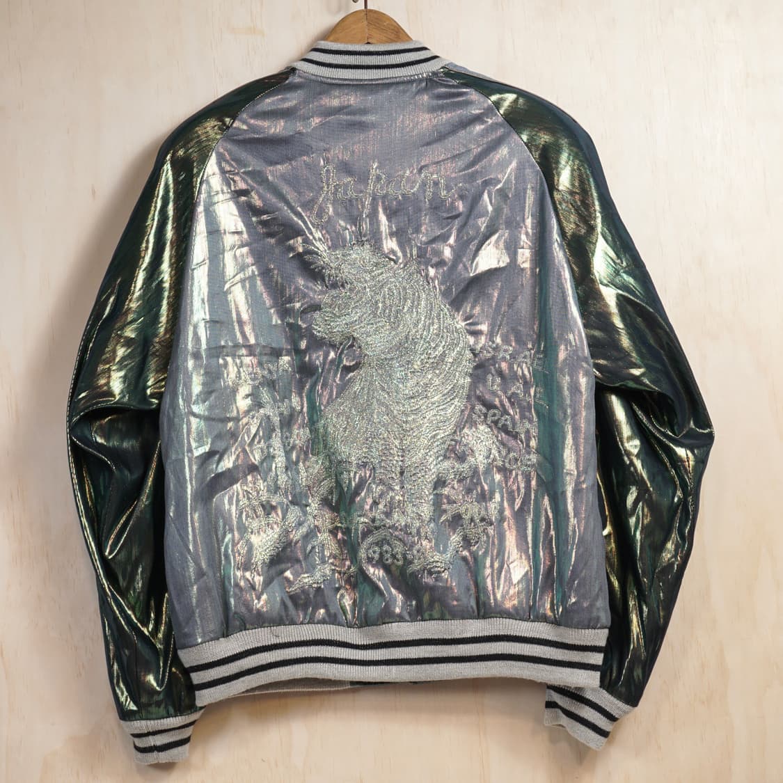 더블렛 홀로그램 수베니어 봄버자켓 상품이미지4