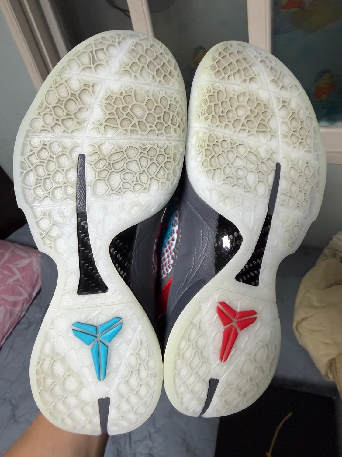 나이키 코비6 프로트로 3D 265사이즈 실착1회 새상품급 판매 상품이미지8