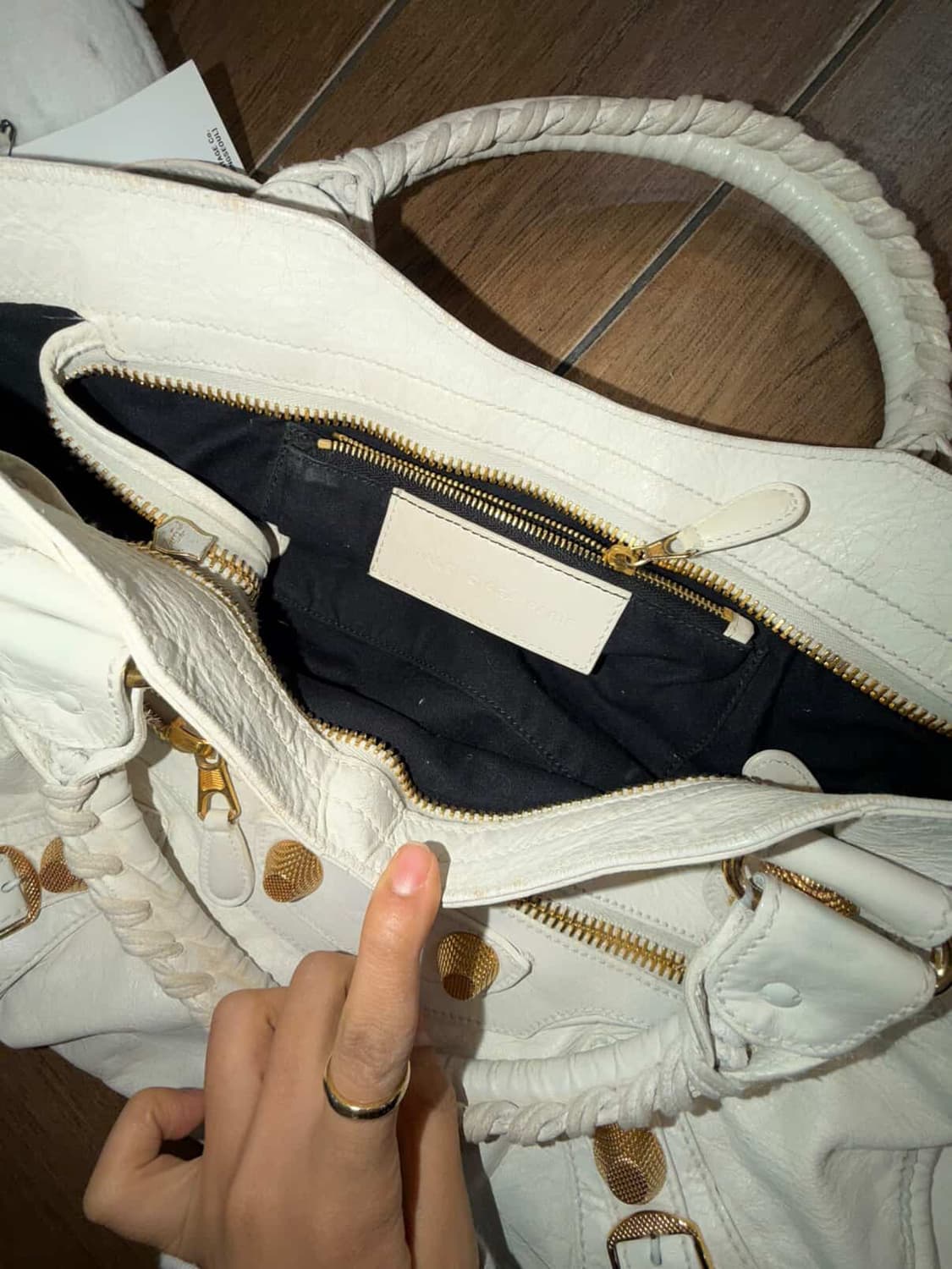 발렌시아가 자이언트 시티백 모터백 상품이미지2