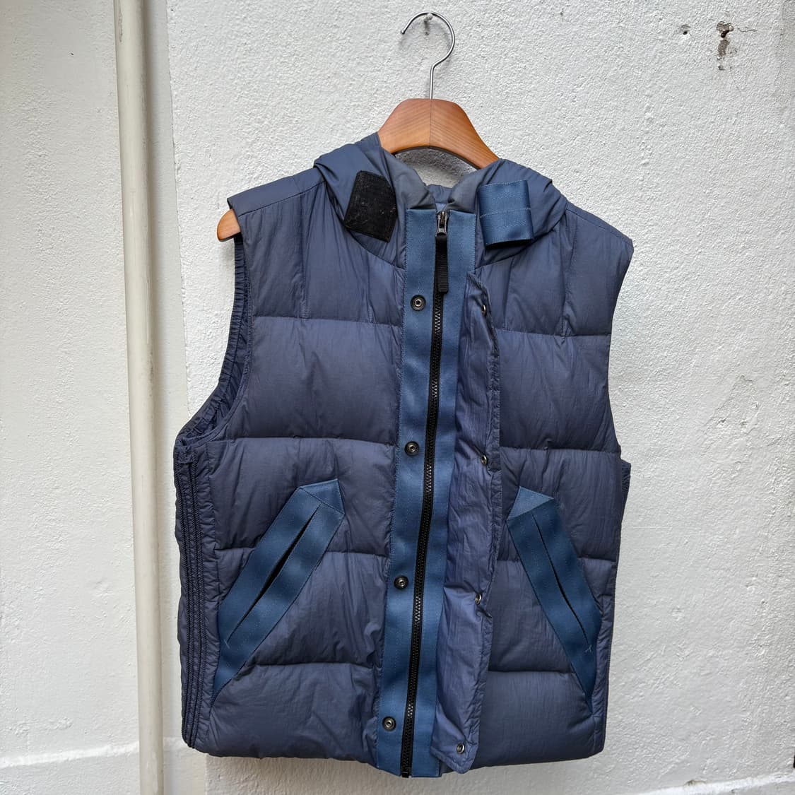 씨피컴퍼니 나일론 고글 푸퍼 후디드 베스트 상품이미지8