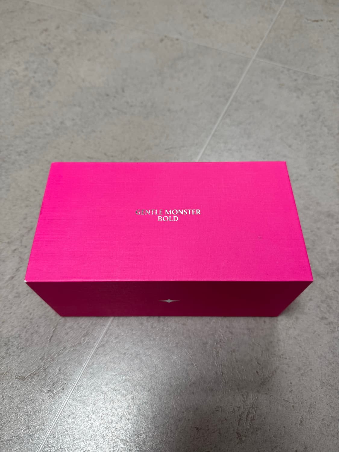 젠틀몬스터 아토믹02 상품이미지3