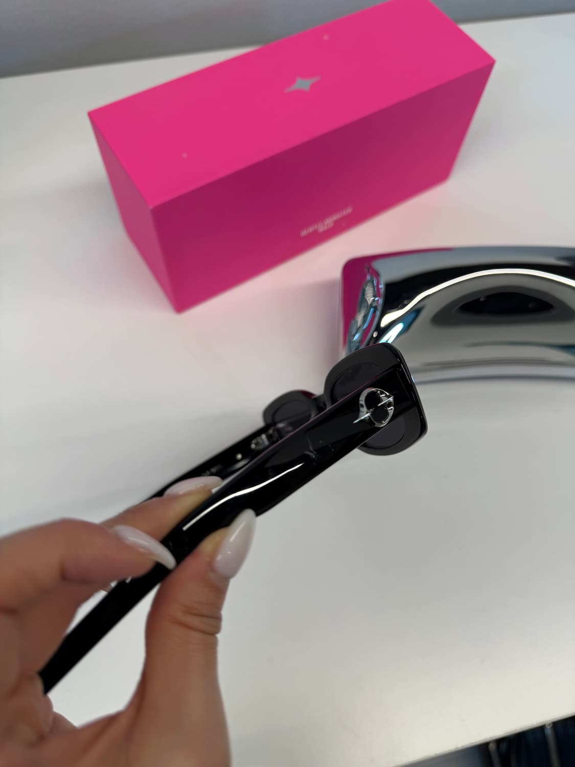 젠틀몬스터 볼드 컬렉션 더 벨 01 상품이미지4