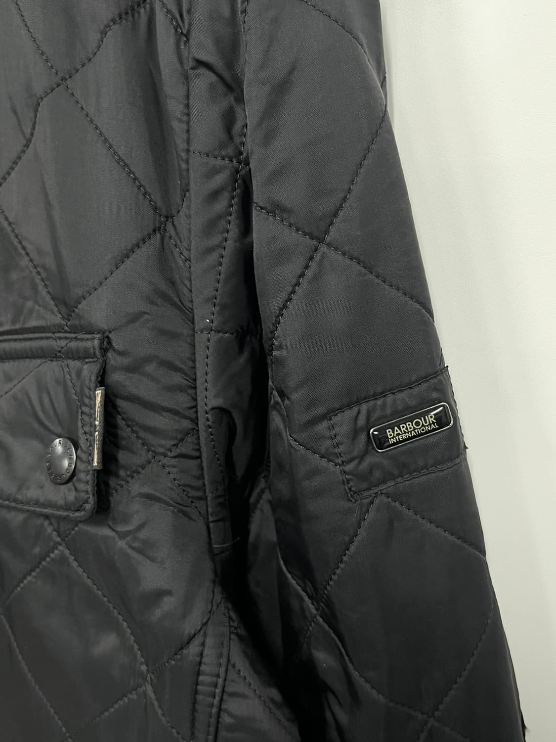 바버 인터네셔널 알리에 폴라 퀼팅 자켓 상품이미지3