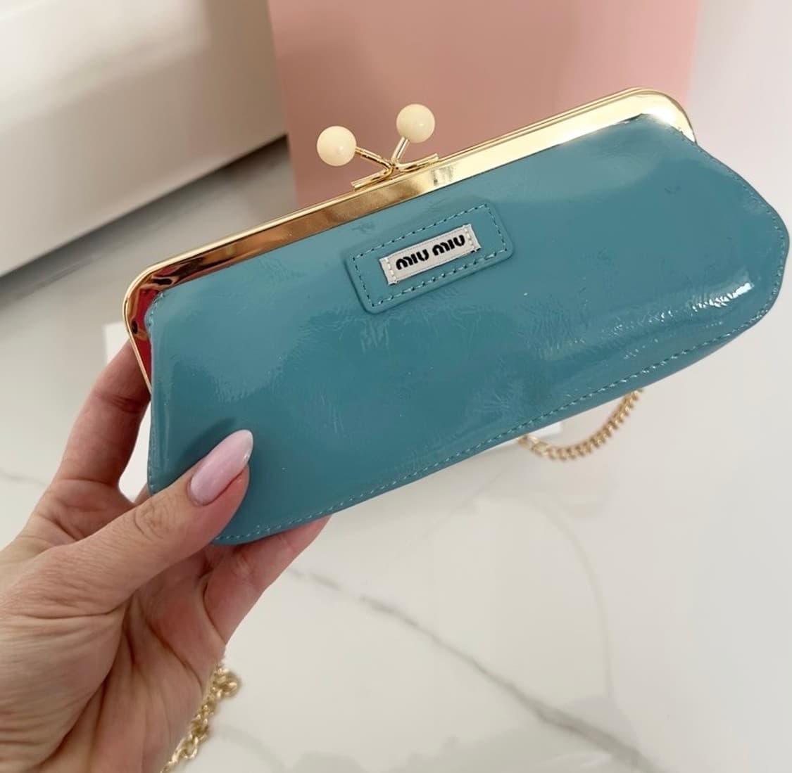 미우미우 체인 클러치백 상품이미지2