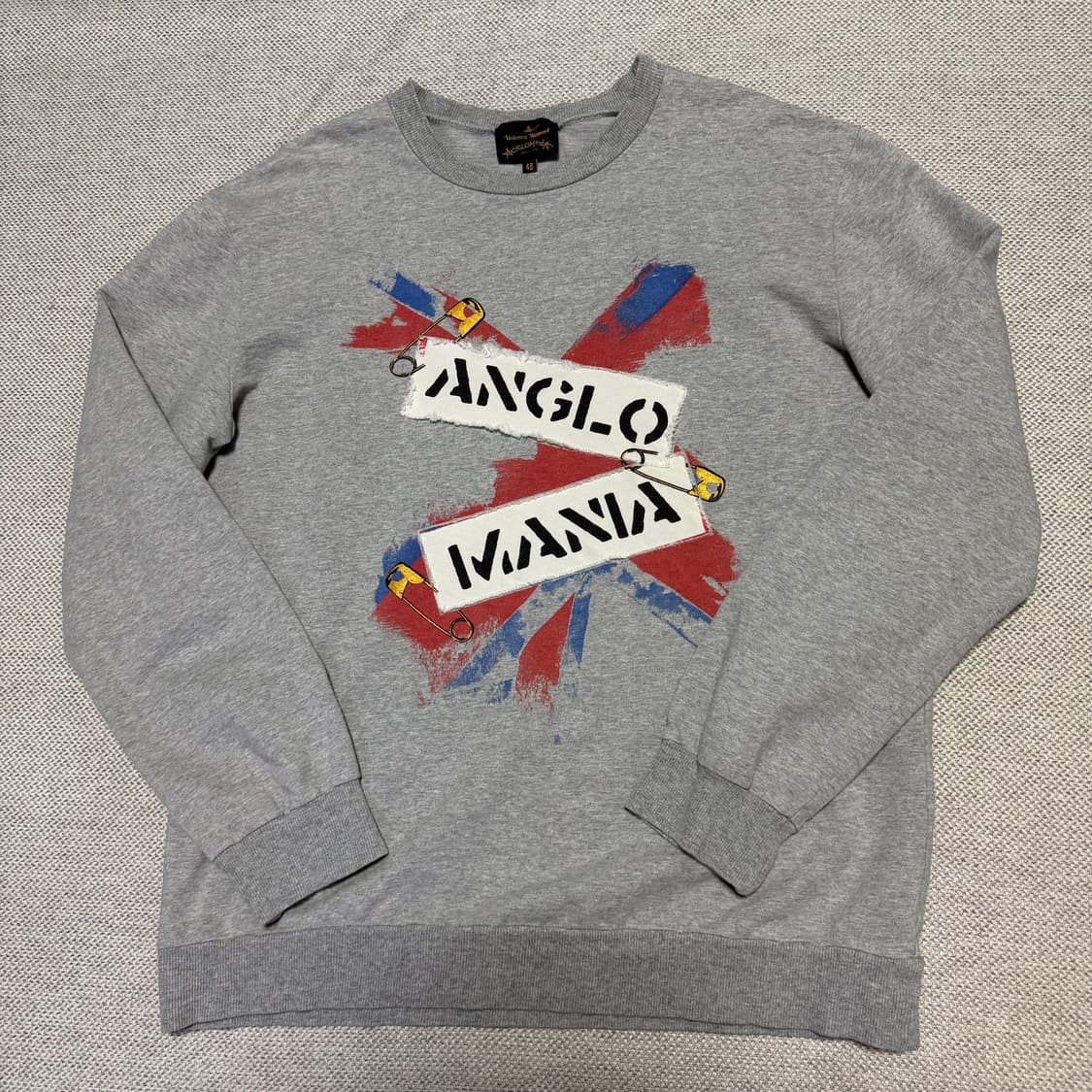 비비안웨스트우드 앵글로매니아 패치 그레이 스웻셔츠 상품이미지1