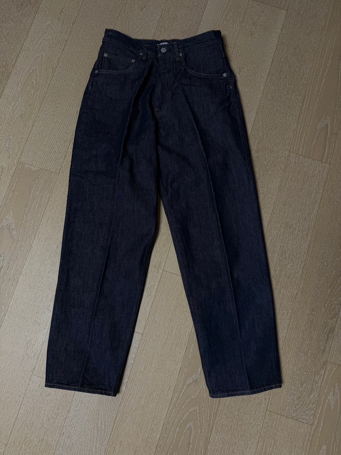 오라리 하드 트위스트 데님 와이드 28 상품이미지1