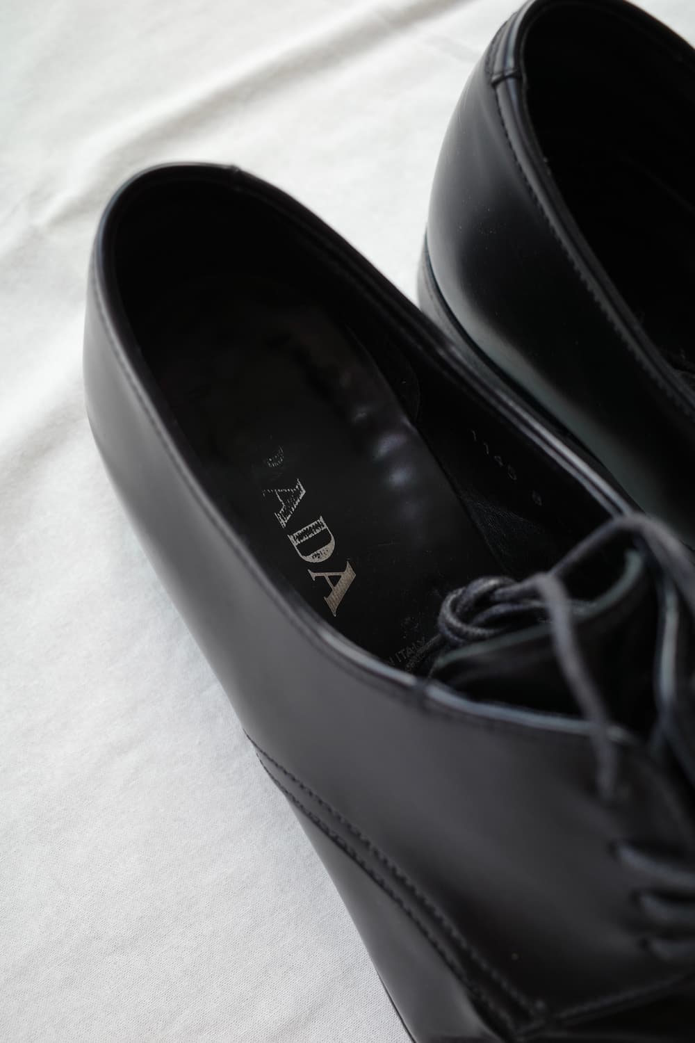 Prada Oxford Derbys 상품이미지4