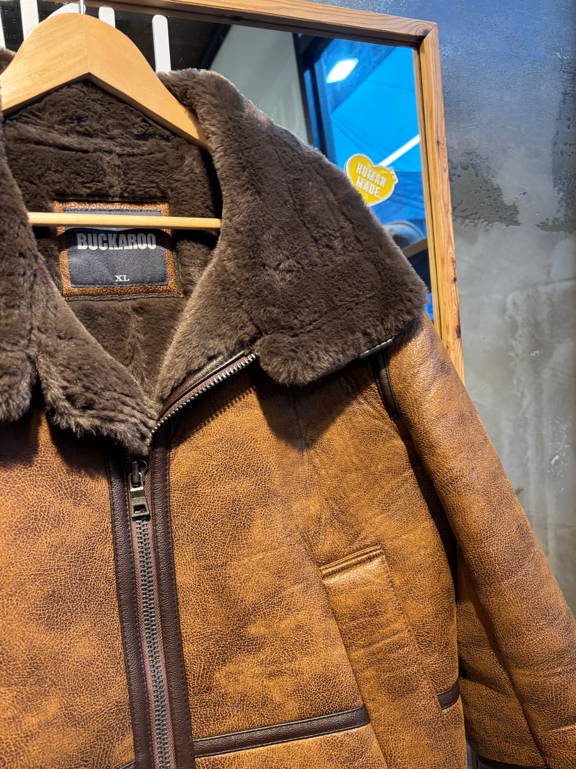 버커루 브라운 무스탕 XL 상품이미지4