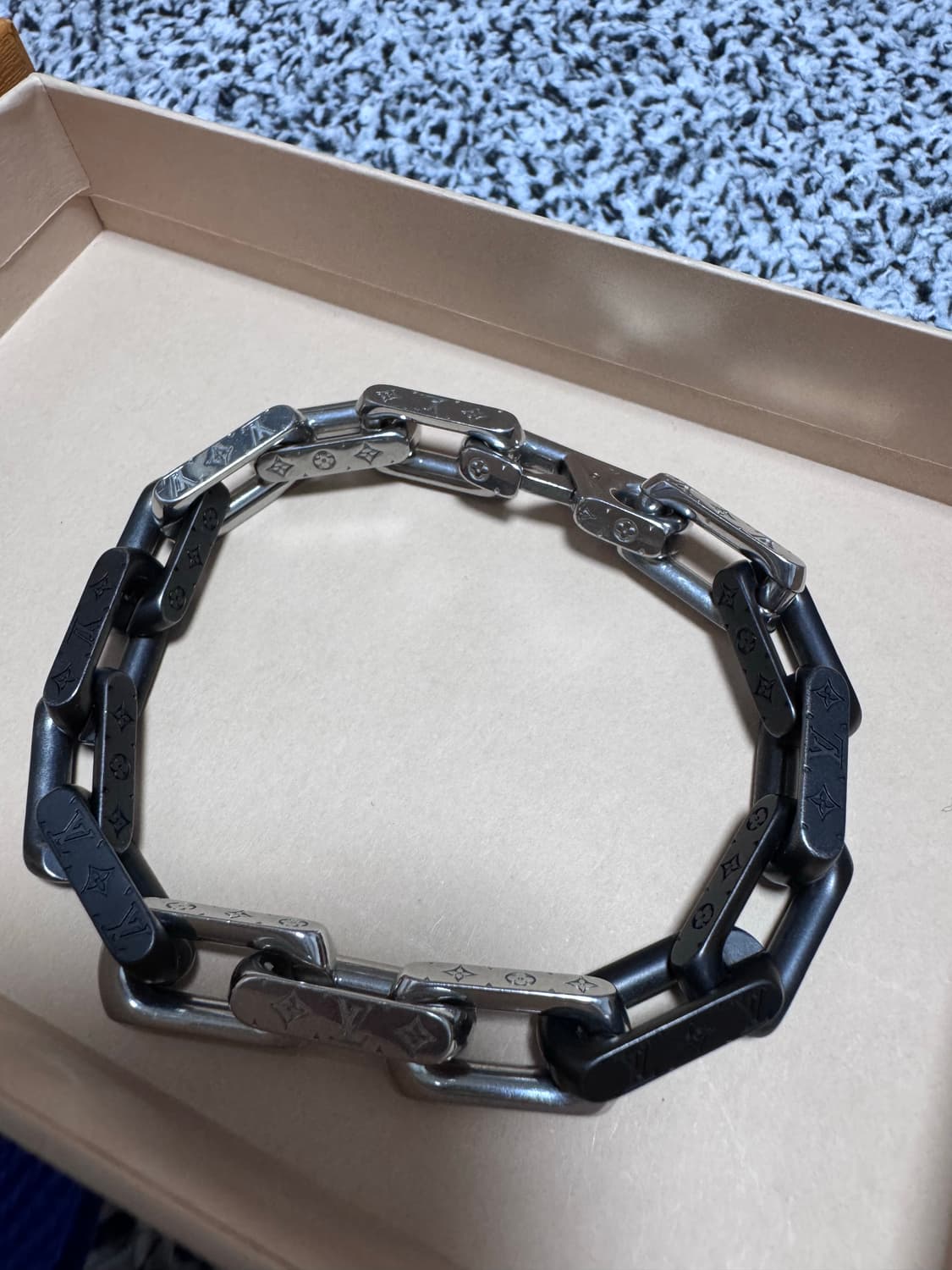 루이비통 버질아블로 체인 팔찌 블랙 실버 L사이즈 상품이미지2