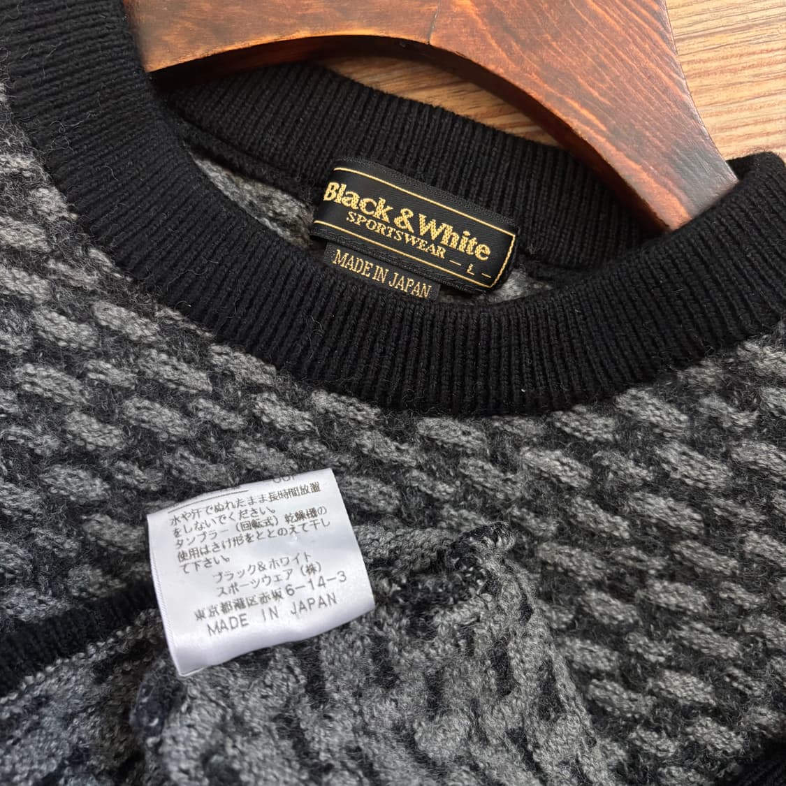 블랙앤화이트 골프 울니트 66 77 일본 수입 정품 촘촘한 조직감 상품이미지5