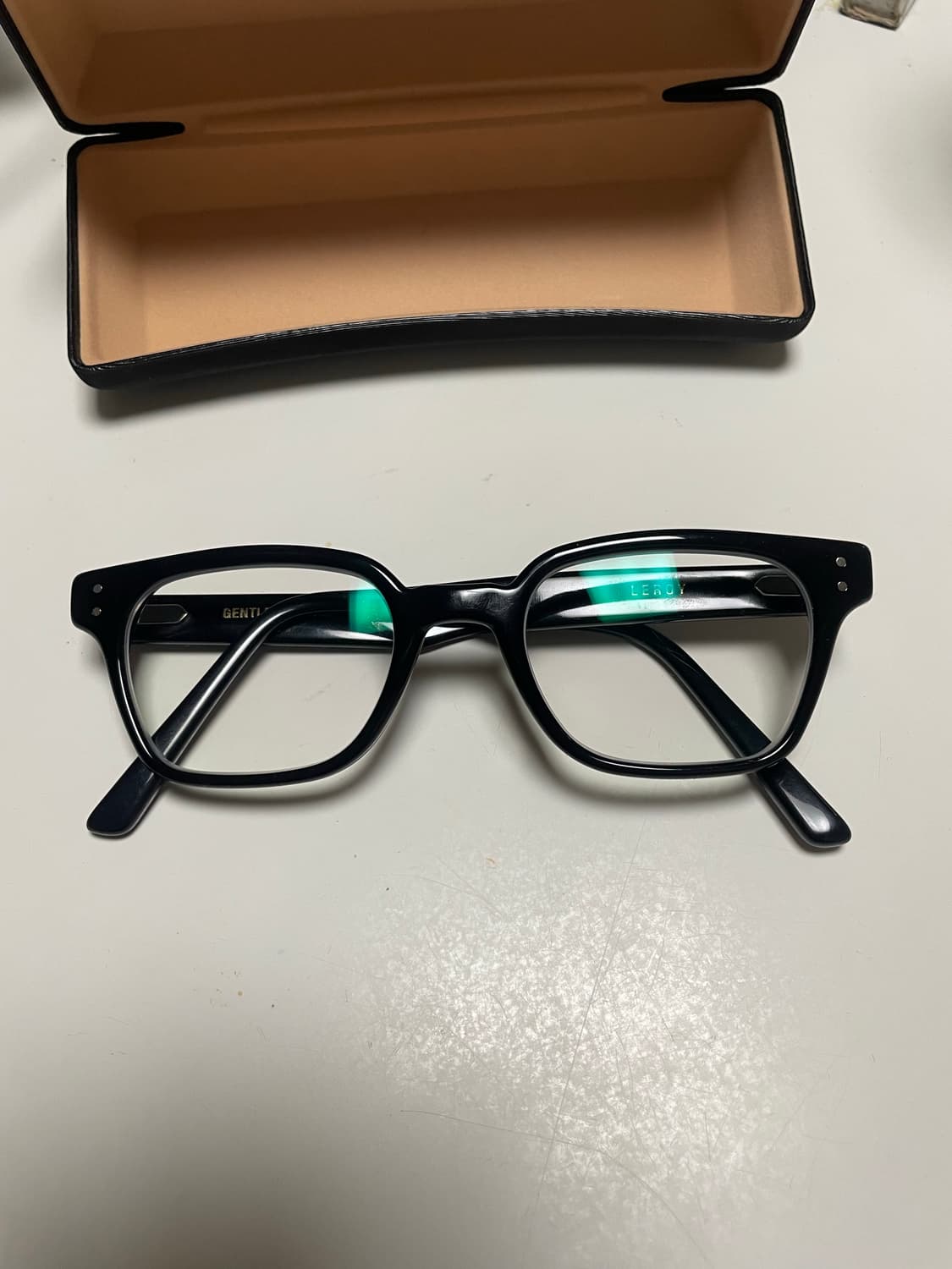 젠틀몬스터 르로이 01 상품이미지1