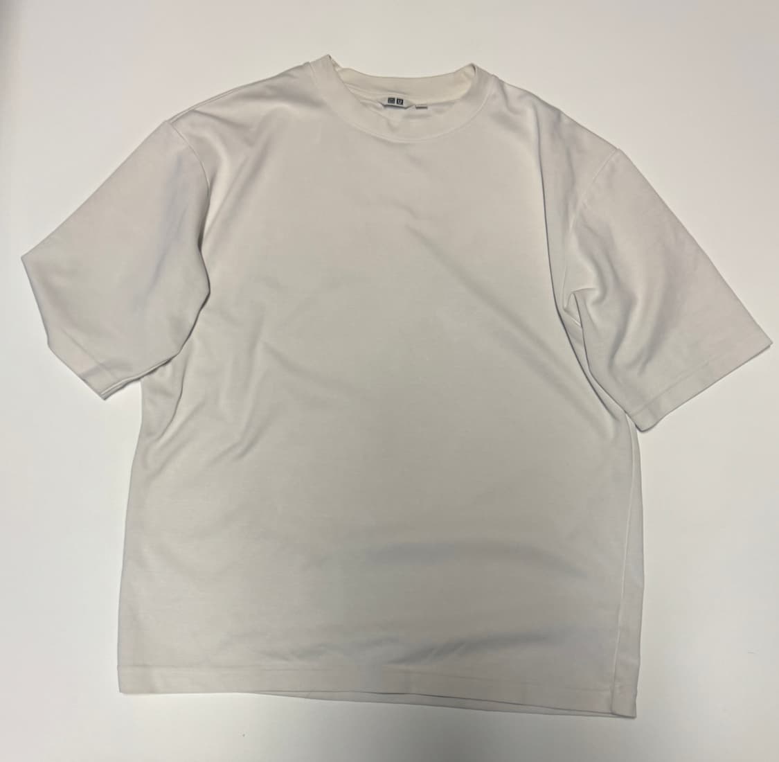 유니클로 U 미니멀 기능성 무지 반팔 티셔츠 XL 화이트 상품이미지1