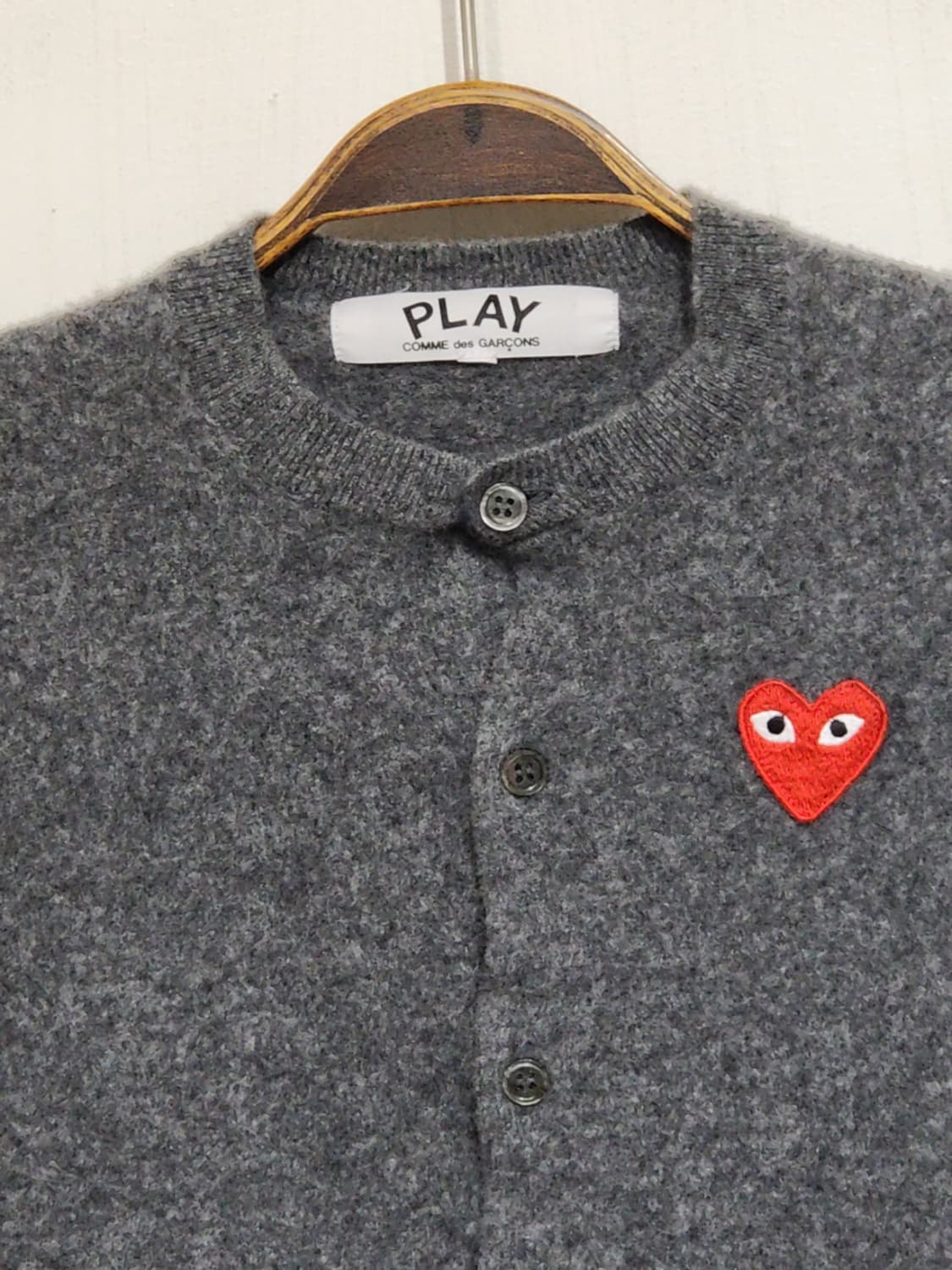 (정품) 꼼데가르송 가디건 차콜 레드와펜 AZ N007  상품이미지2