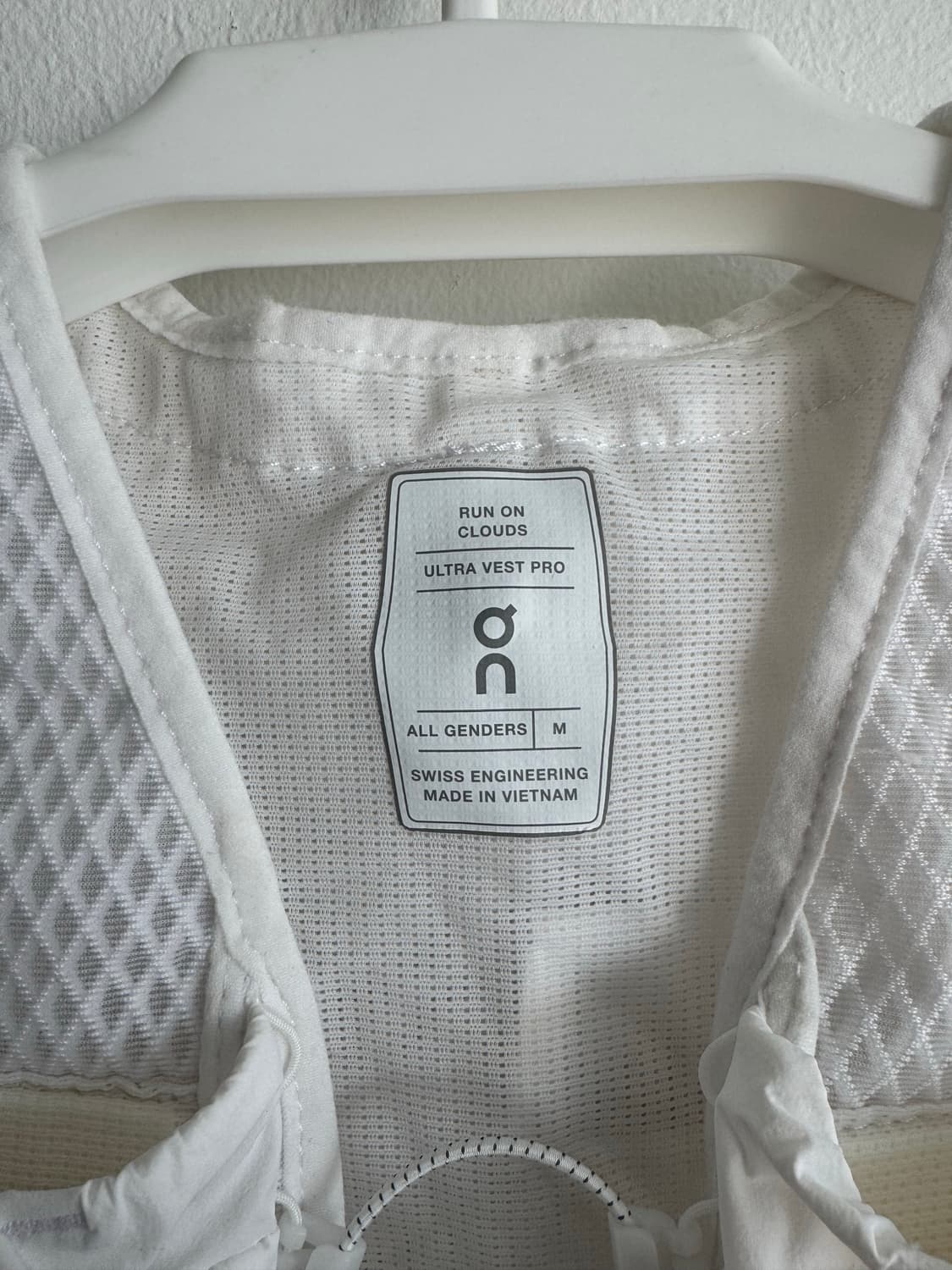 ON running Ultra Vest Pro 상품이미지3